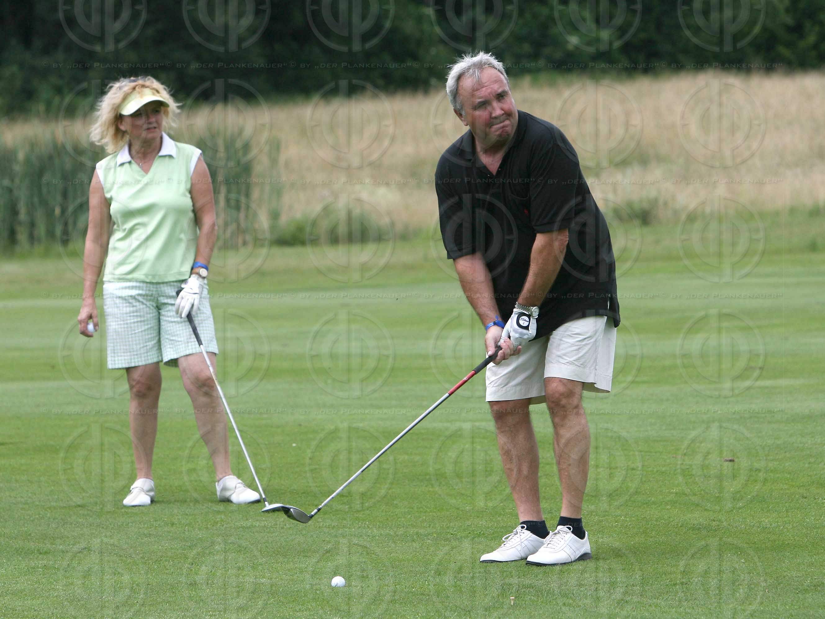 Das Institut-Charity Golf Einladungsturnier-Bewerb