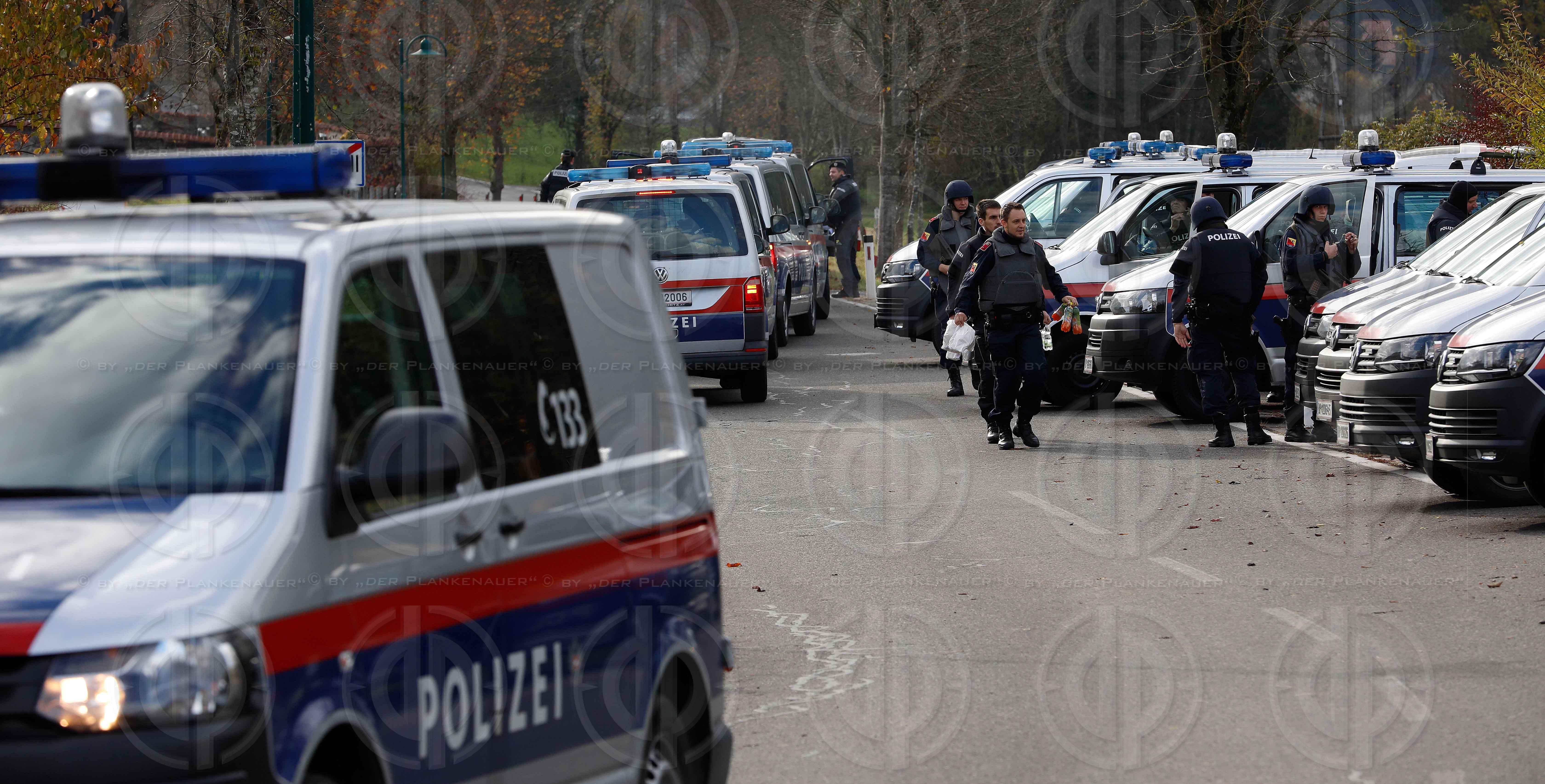 Fahndung nach Amok-Schuetzen in Stiwoll