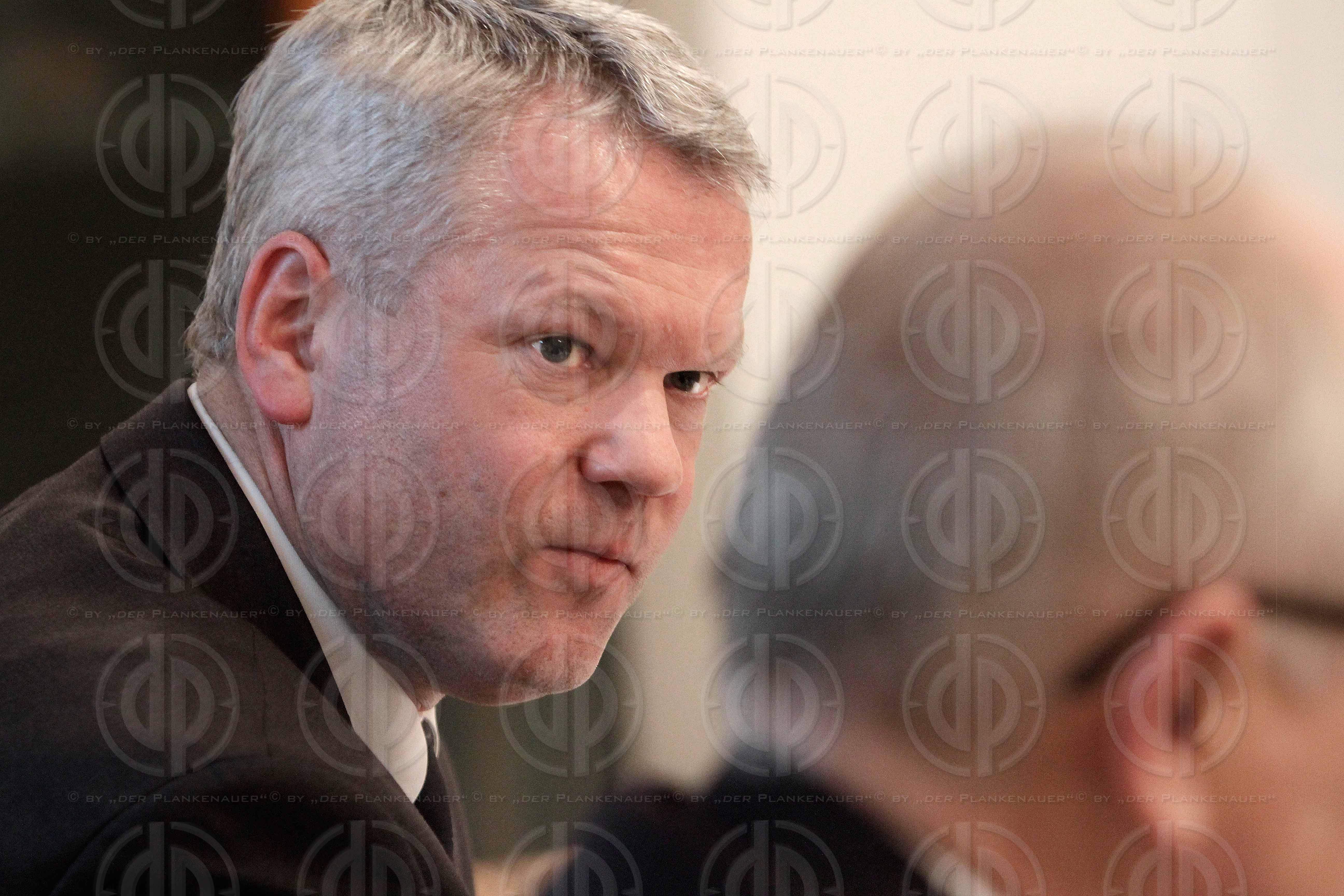 Wirtschaftsgespraech mit voestalpine Vorstaenden