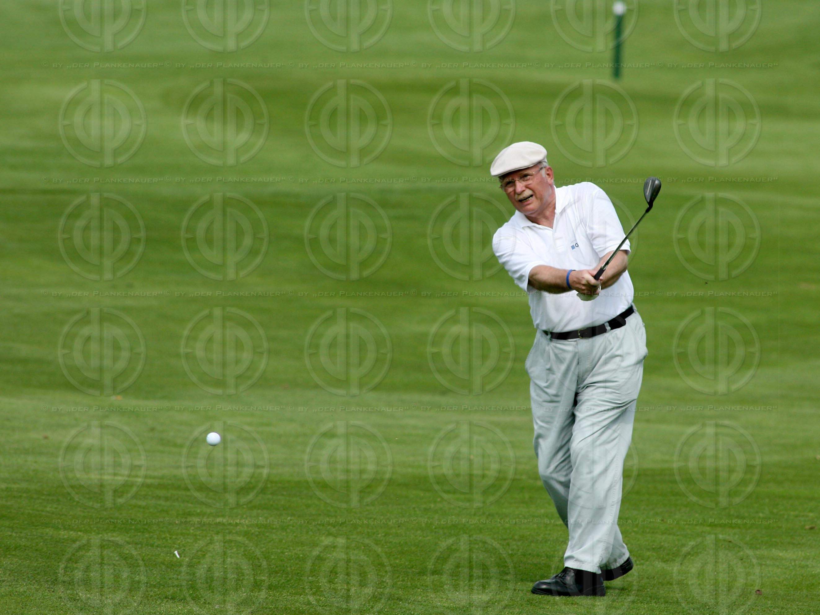 Das Institut-Charity Golf Einladungsturnier-Bewerb