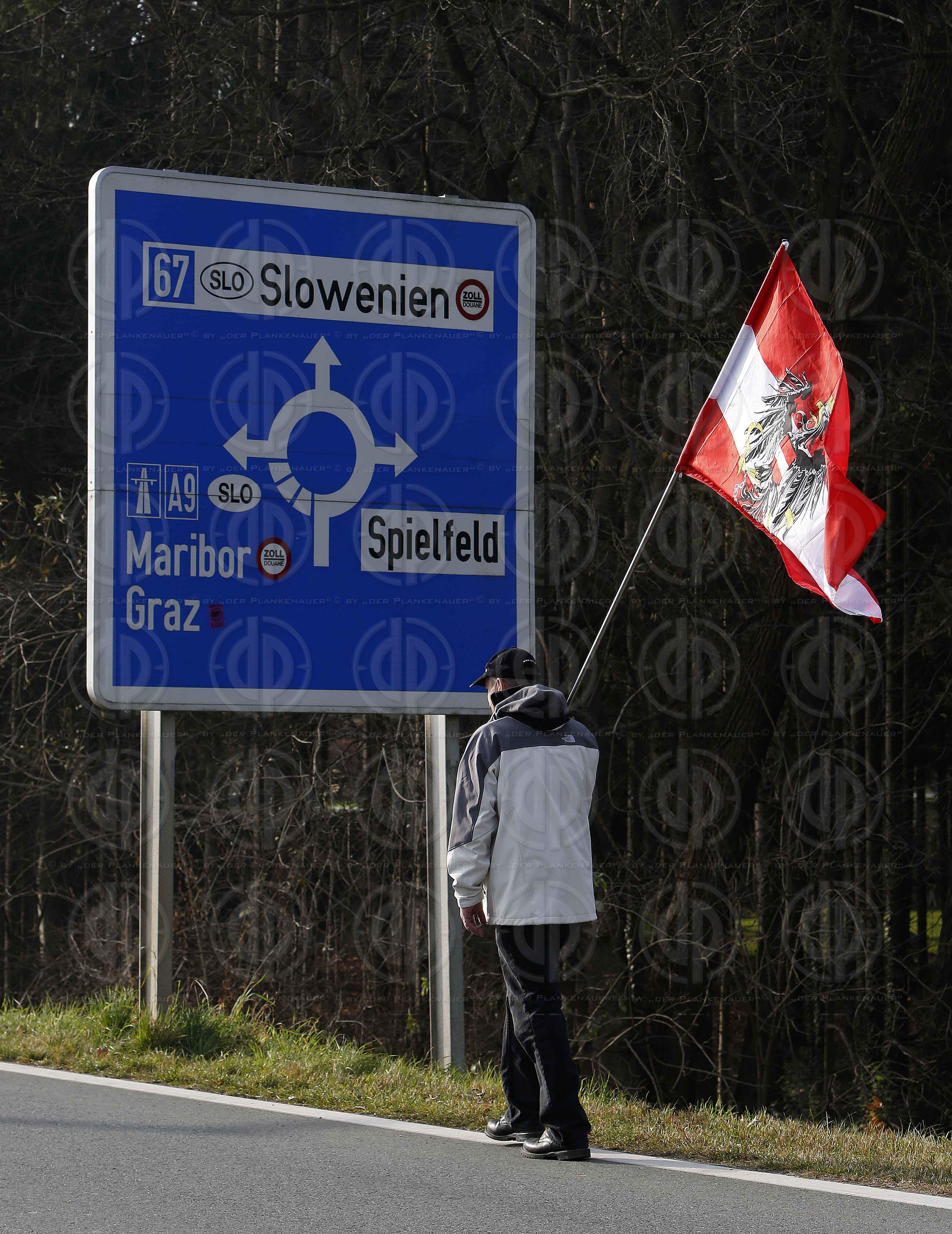 Antifa-Demo und Gegendemo in Spielfeld und Umgebung