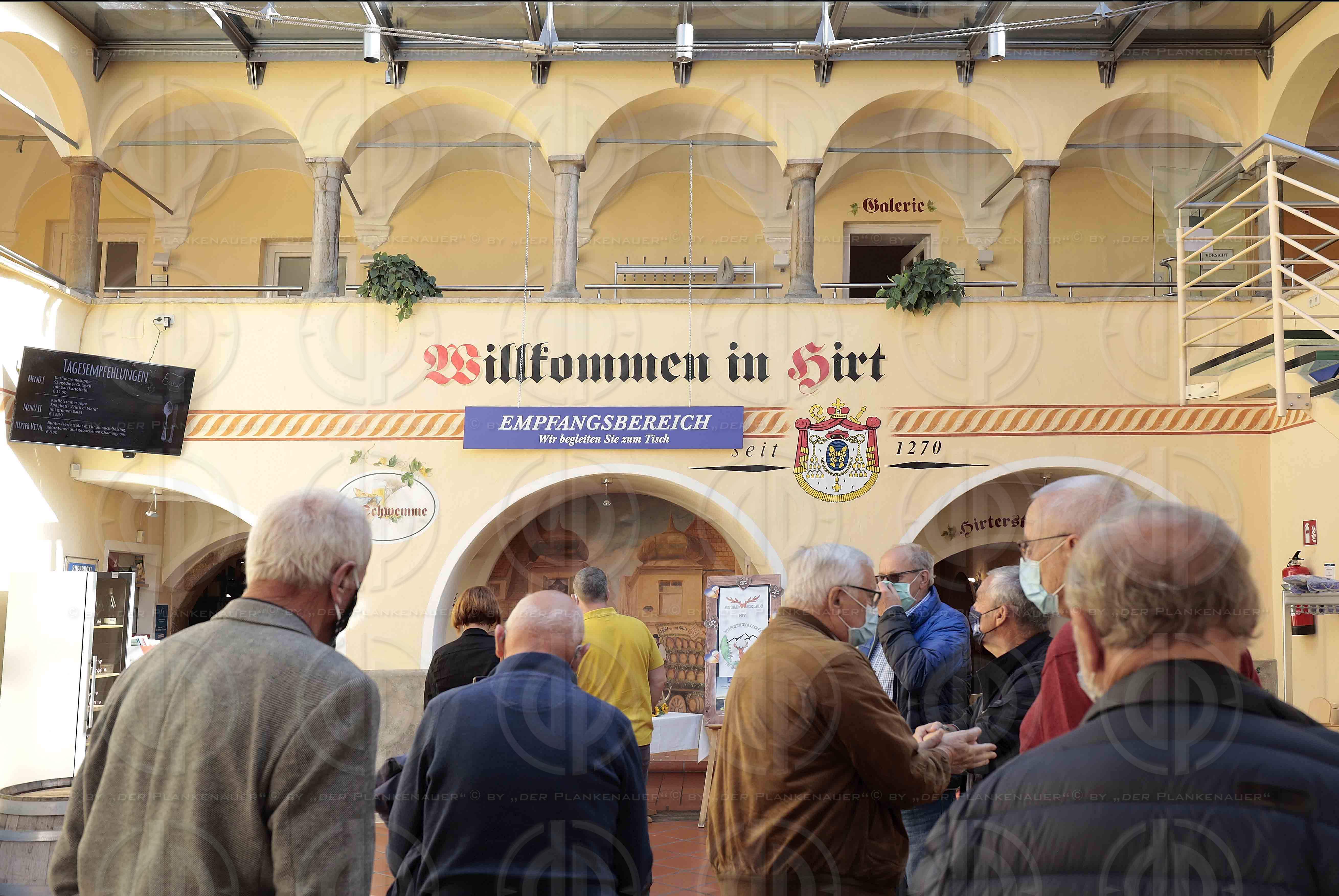 Treffen anlässlich 50 Jahre Matura an der HTL-Villach