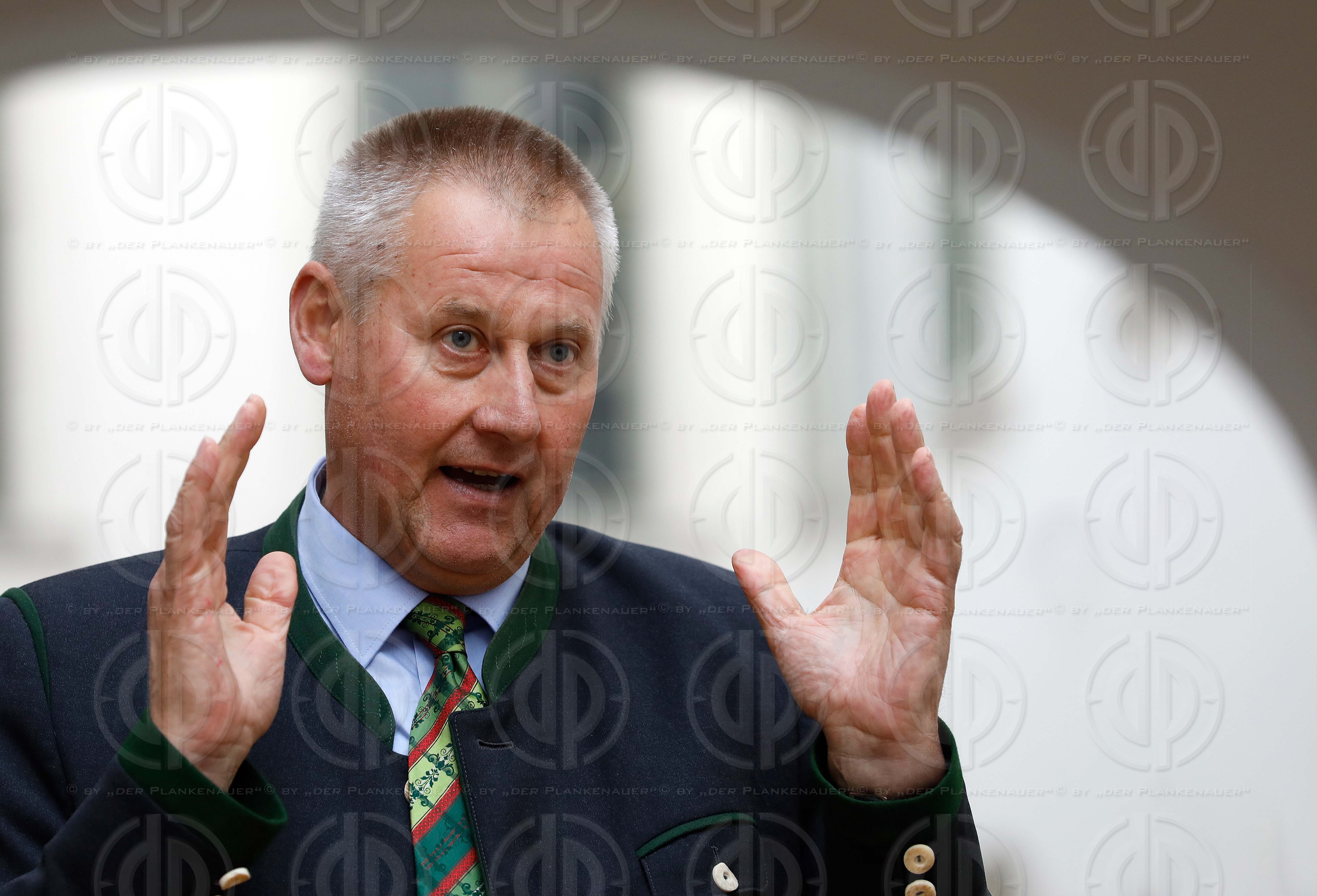 Reformjubilaeumsausstellung Ein Hammerschlag