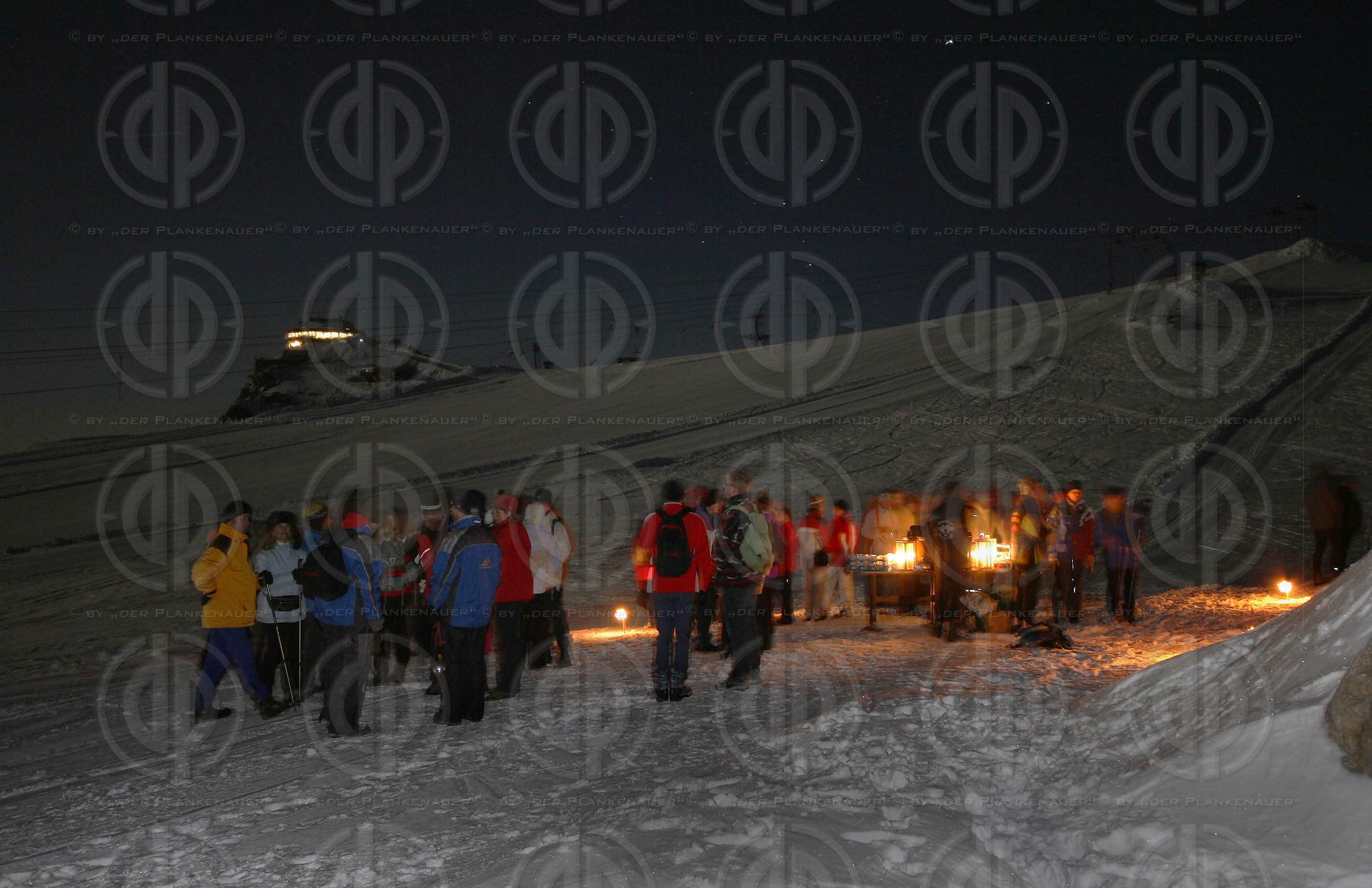 Mondscheinwandern am Dachsteingletscher