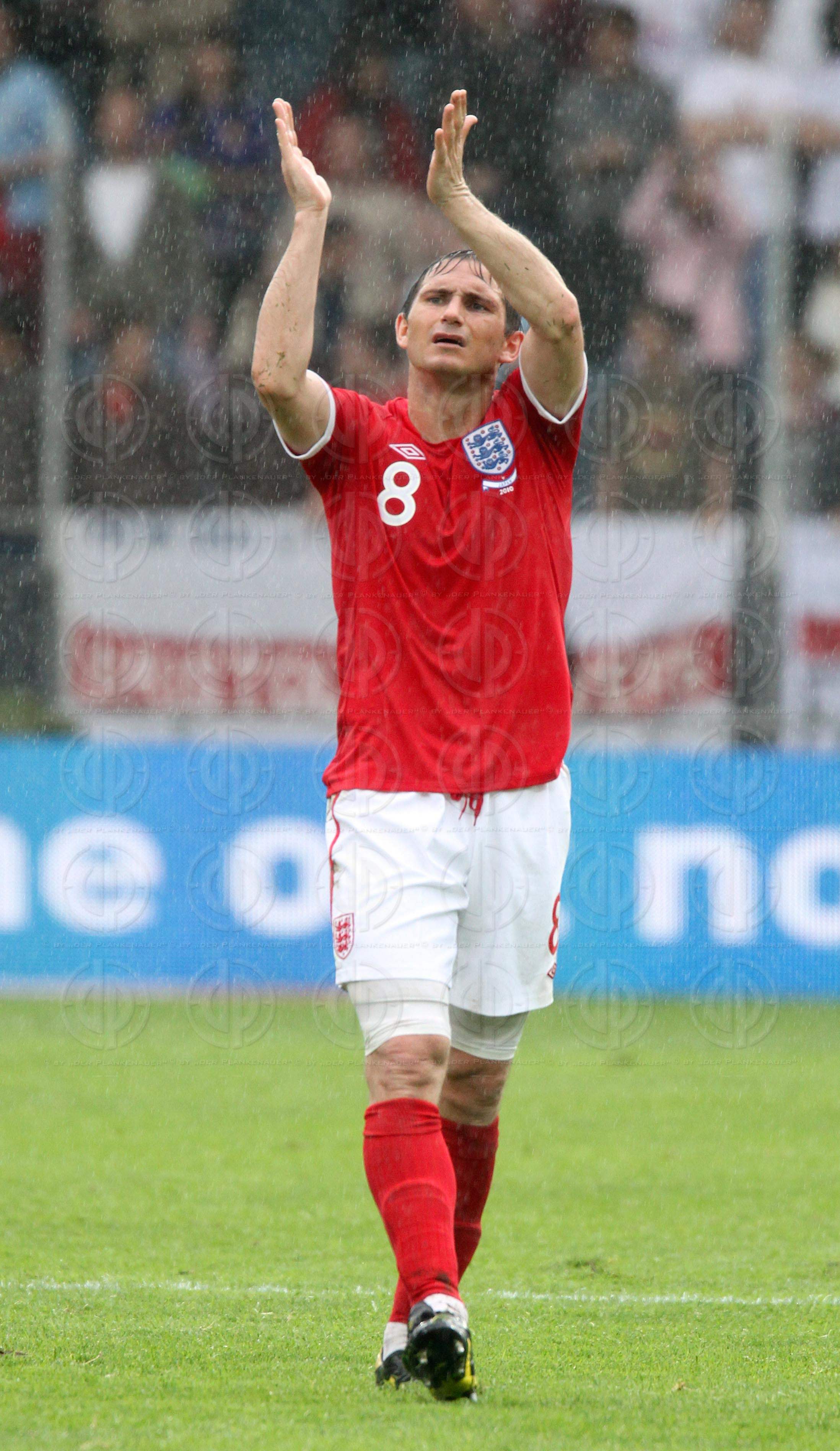 Japan vs. England (1:2)