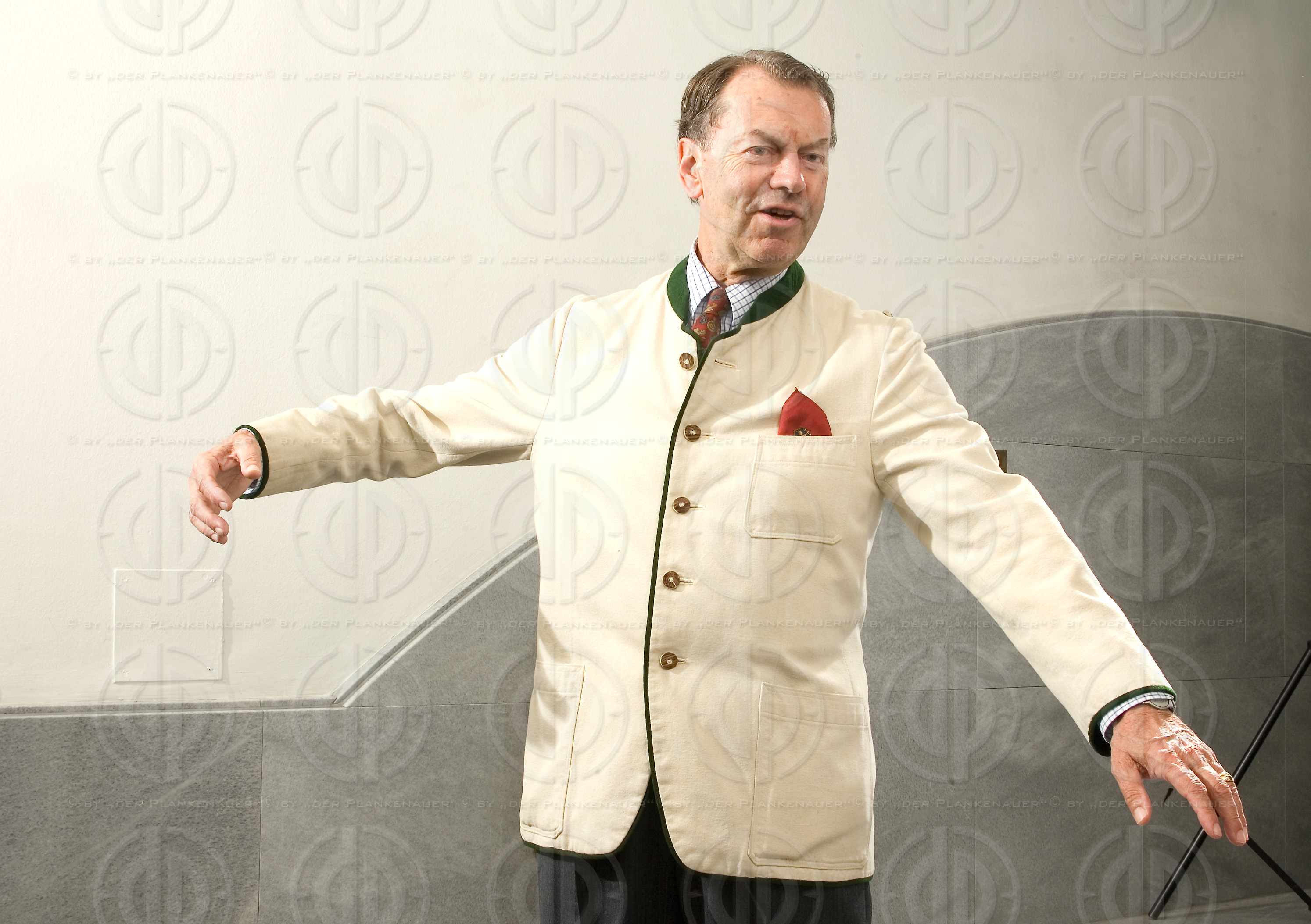 Dr. Franz HARNONCOURT-UNVERZAGT