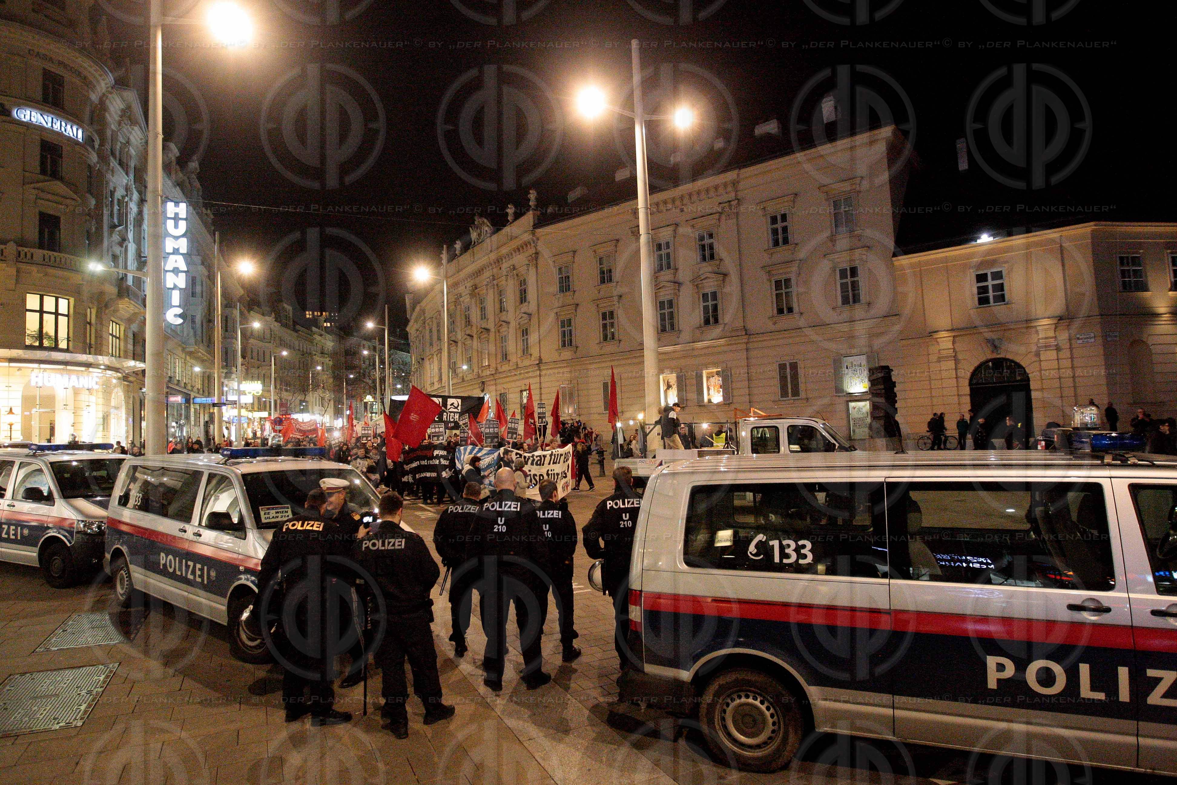Demo gegen den Opernball 2017