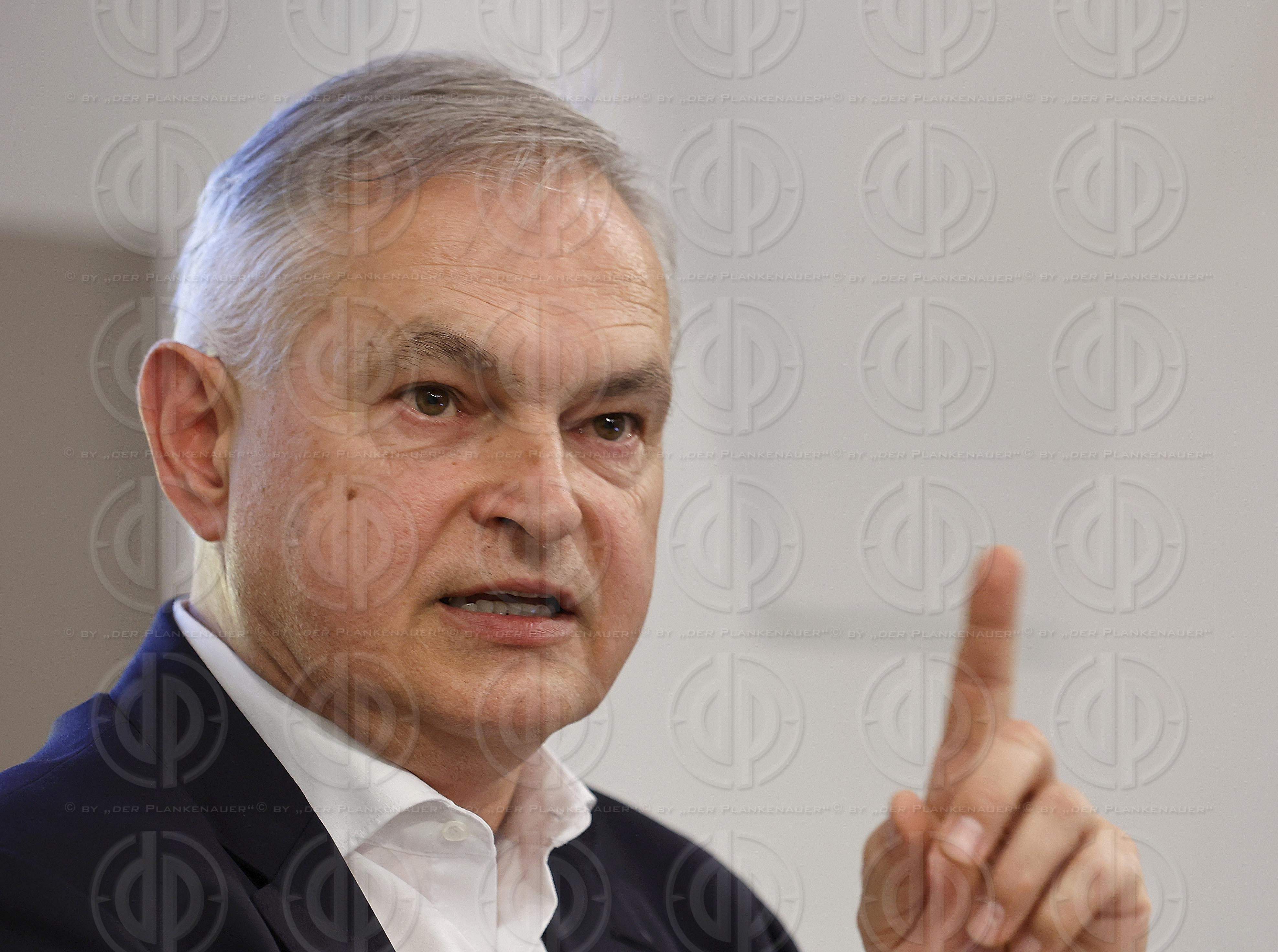 Presseclub-Talk mit Univ.-Prof. Ing. Dr. Gerhard STARK (KAGes)