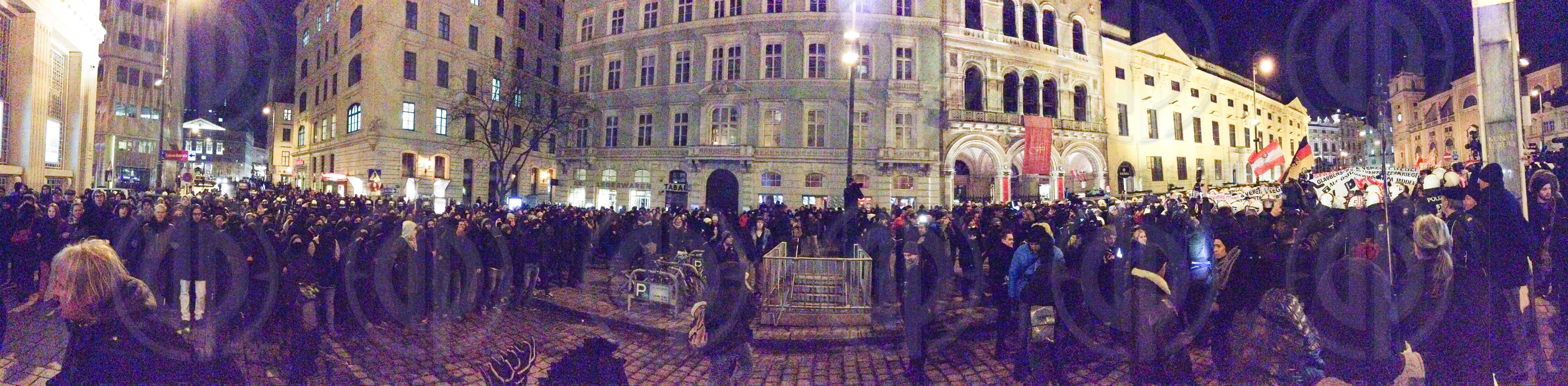 Pegida Demo und Gegendemo