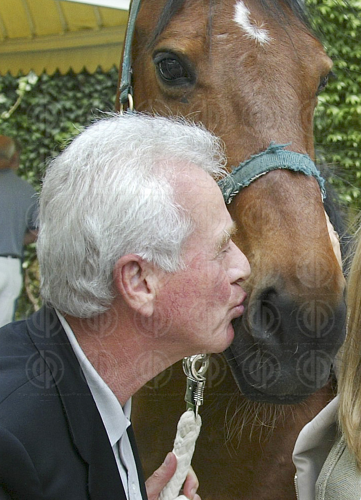 Frank STRONACH und die Pferde