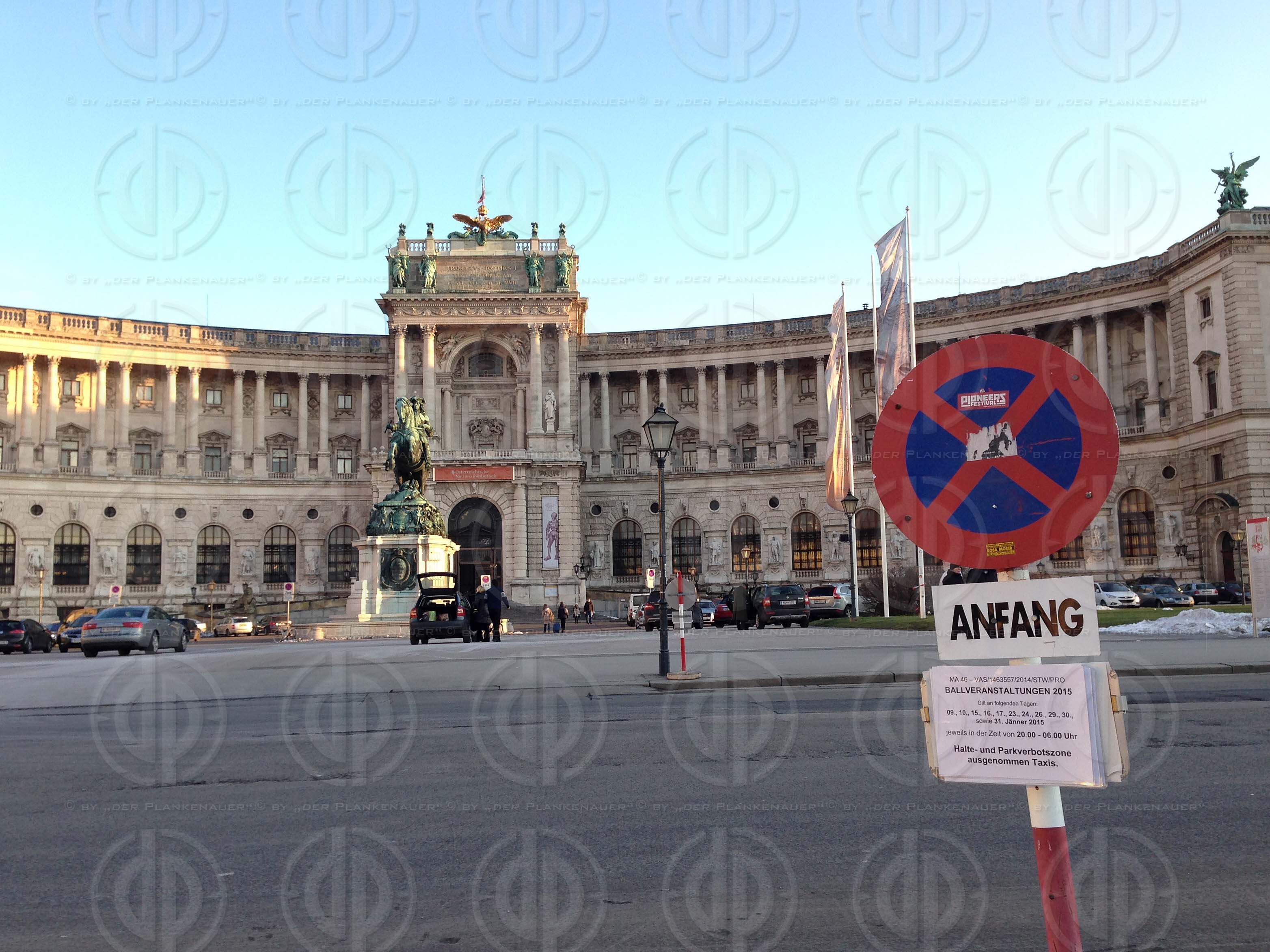 Absperrmassnahmen fuer Ballveranstaltung