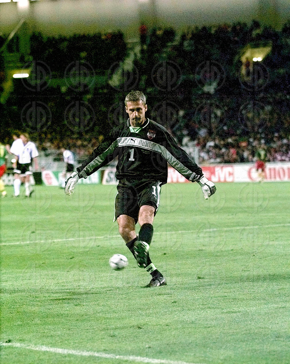 Fußball WM 98 Kamerun-Österreich (1:1)