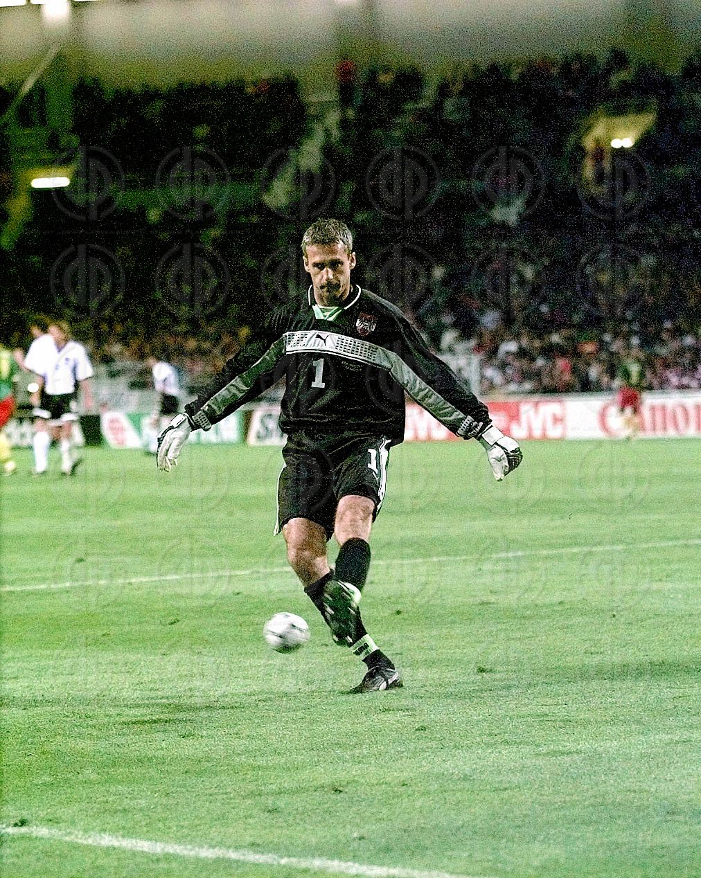 Fußball WM 98 Kamerun-Österreich (1:1)