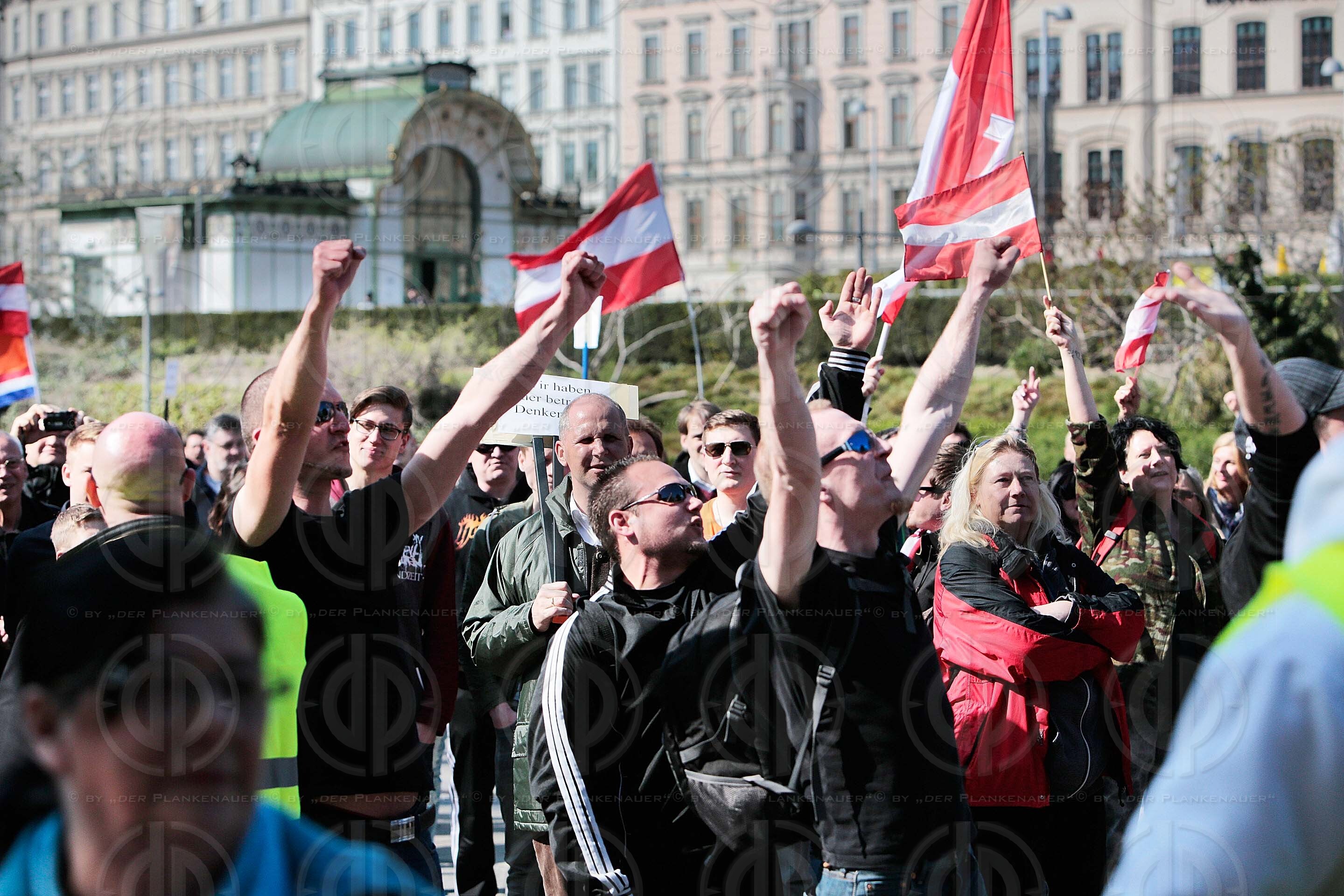 PEGIDA Demo und Gegendemo NO PEGIDA