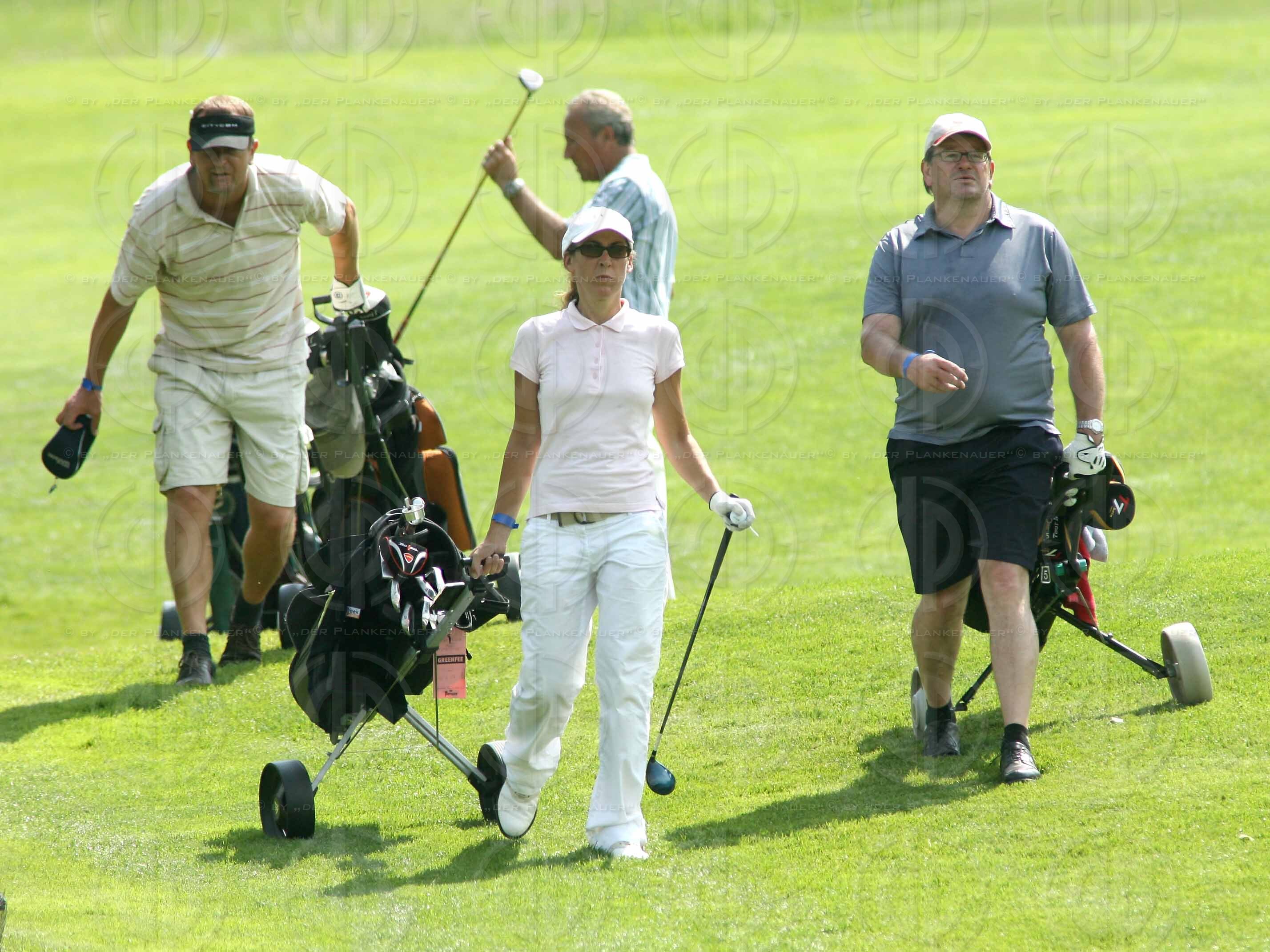Das Institut-Charity Golf Einladungsturnier-Bewerb