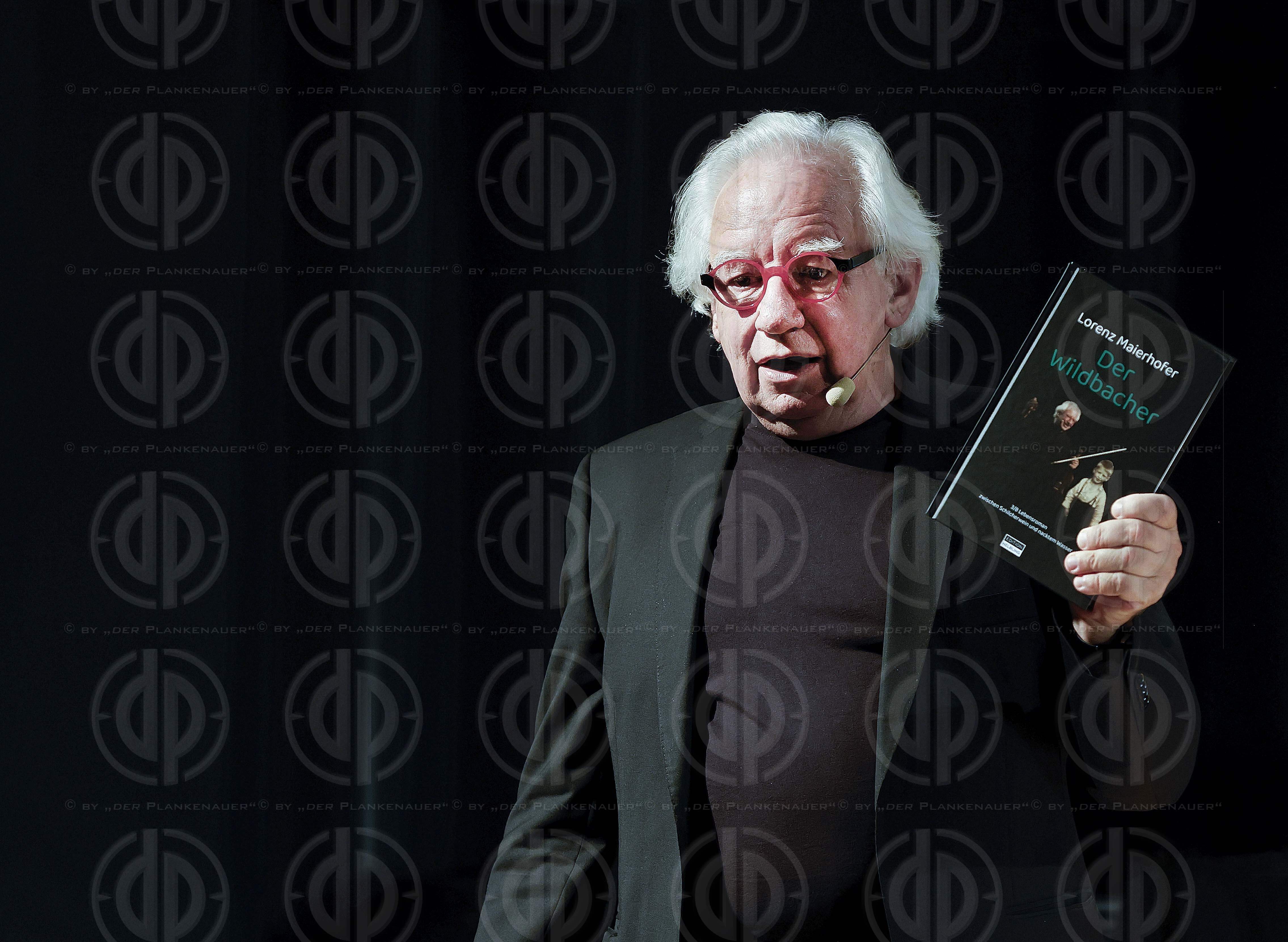 Lesung mit Musik - Lorenz Maierhofer am 10.10.2025