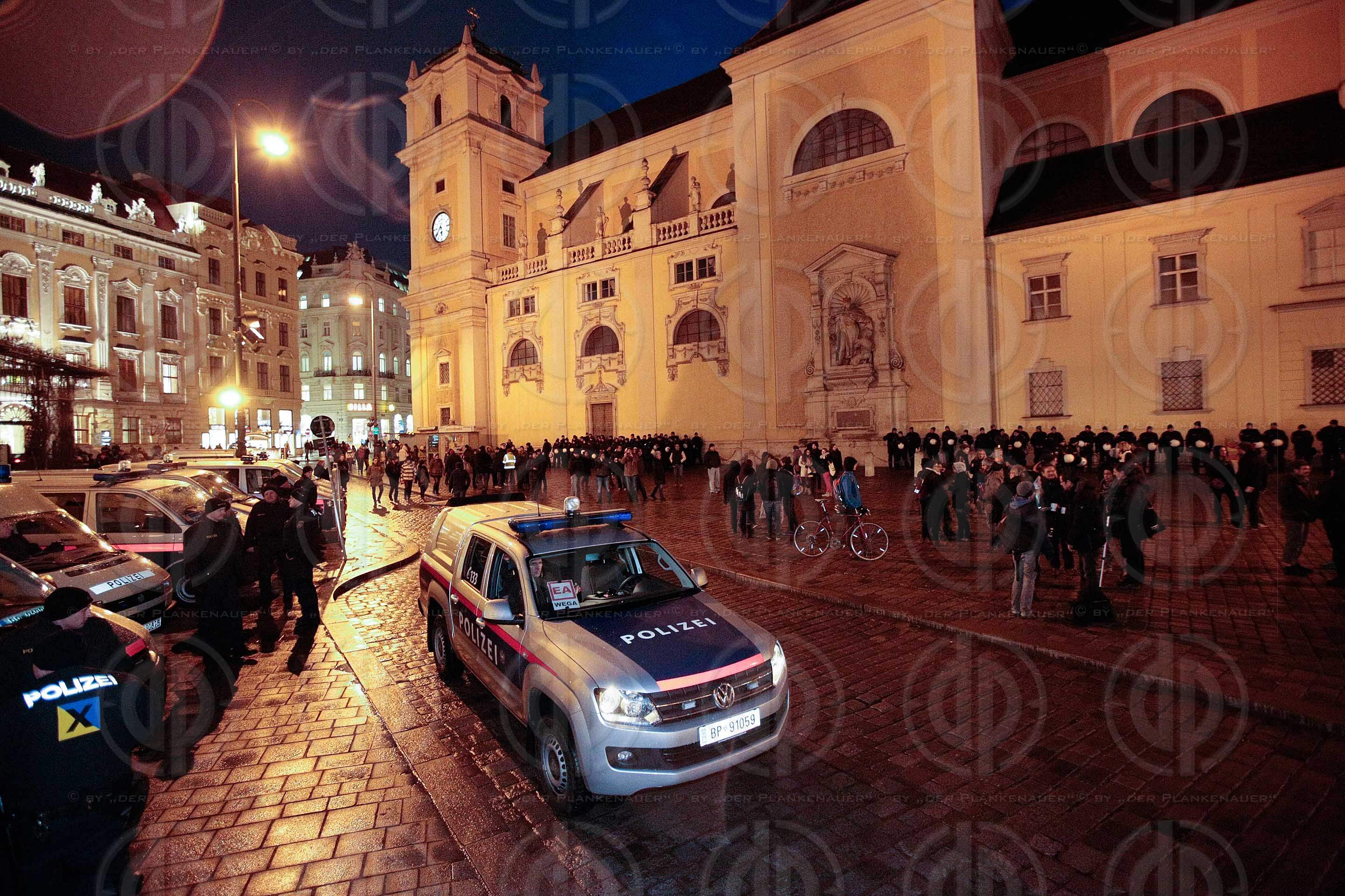 Pegida Demo und Gegendemo