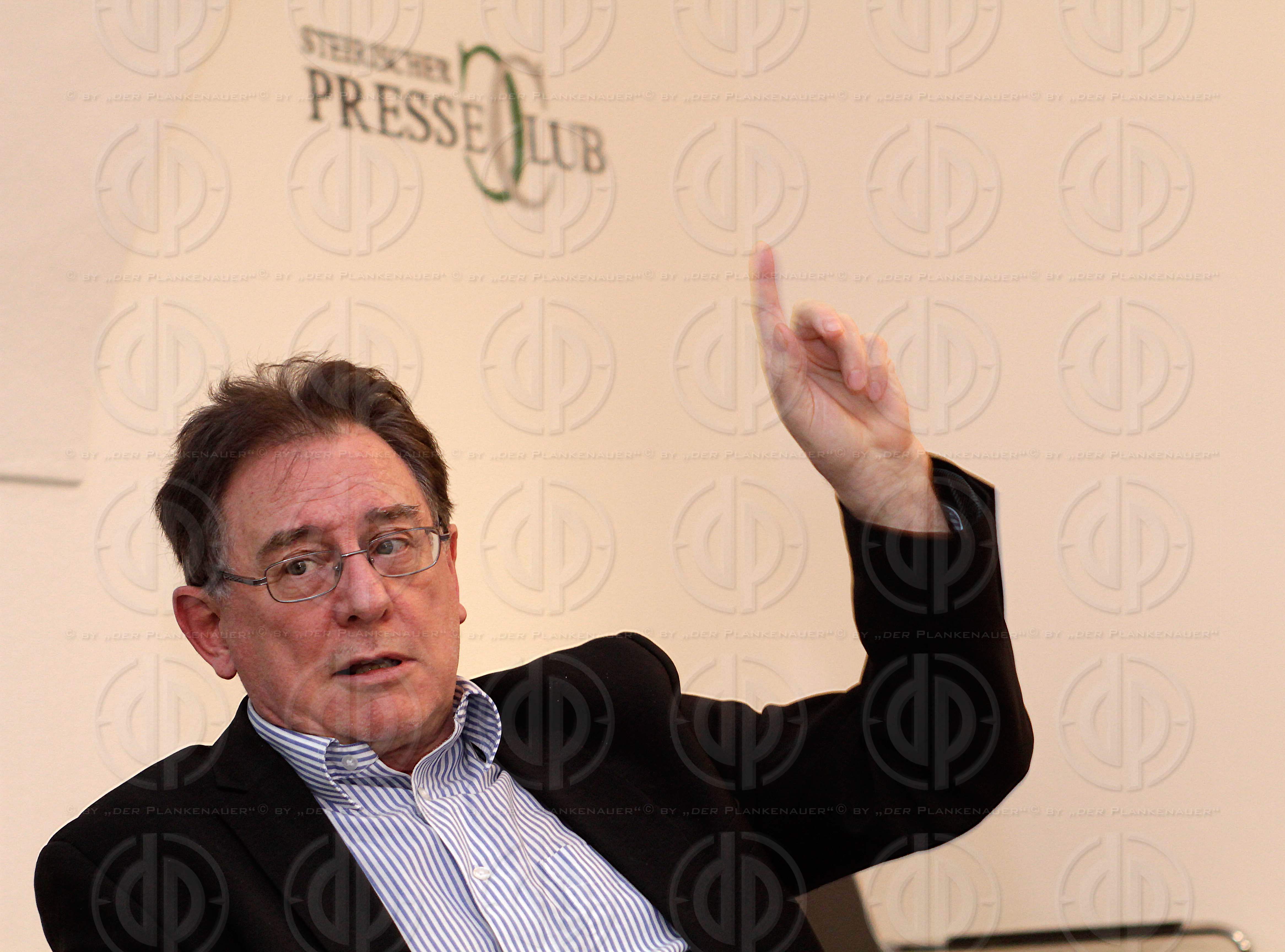 Diskussion mit Sprachforscher Rudolf MUHR