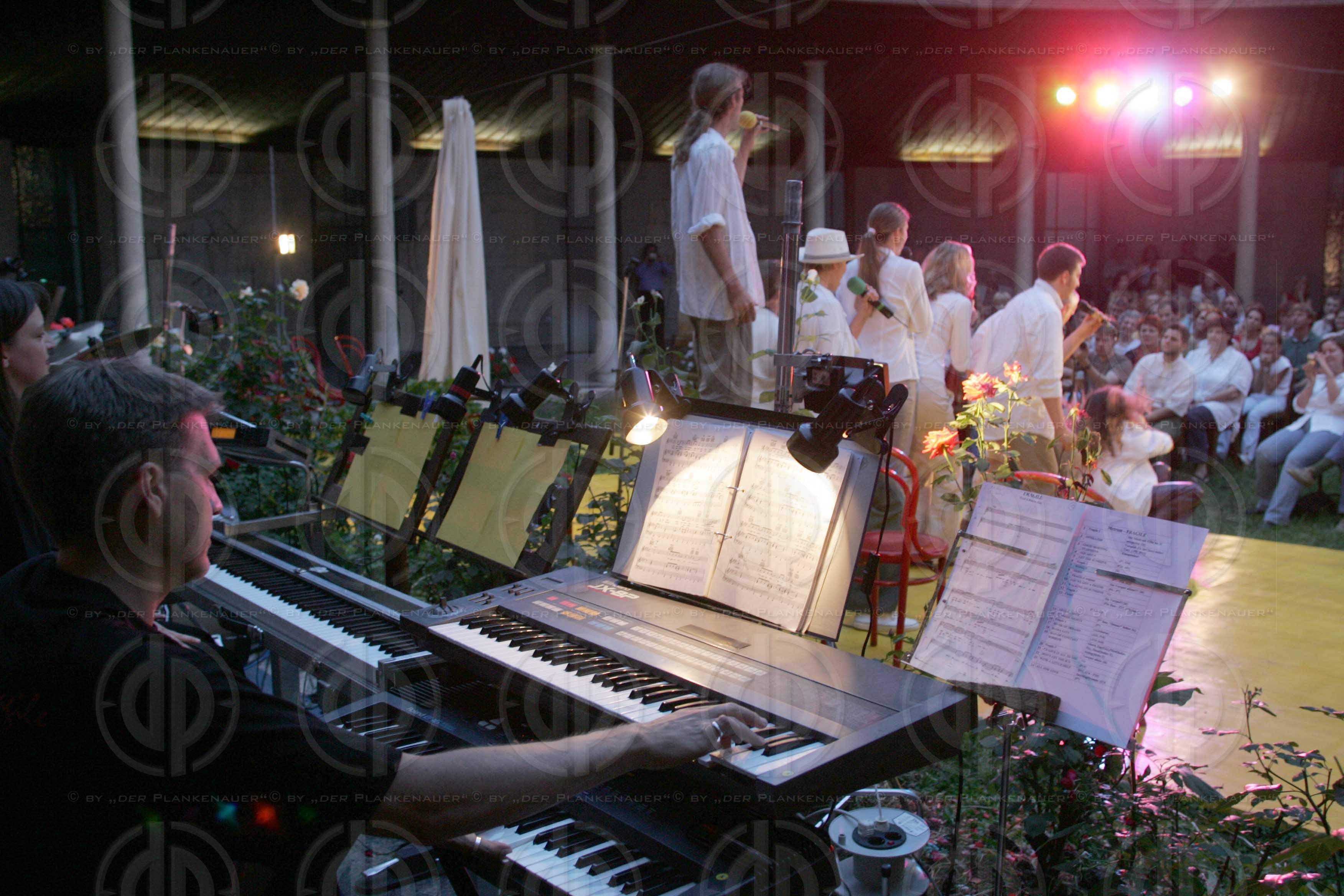 Open Air metrum music fragile narration