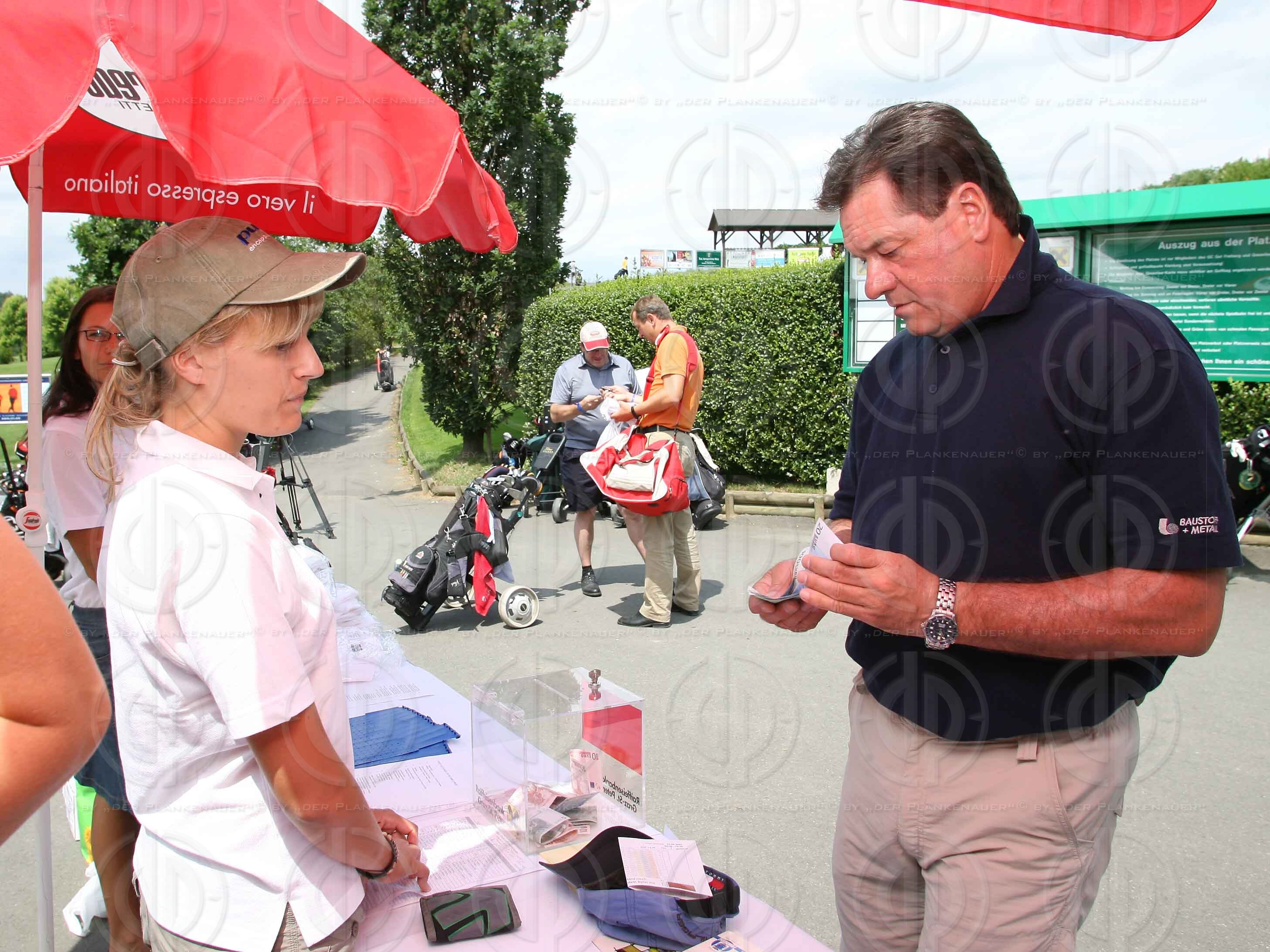 Das Institut-Charity Golf Einladungsturnier-Registrierung
