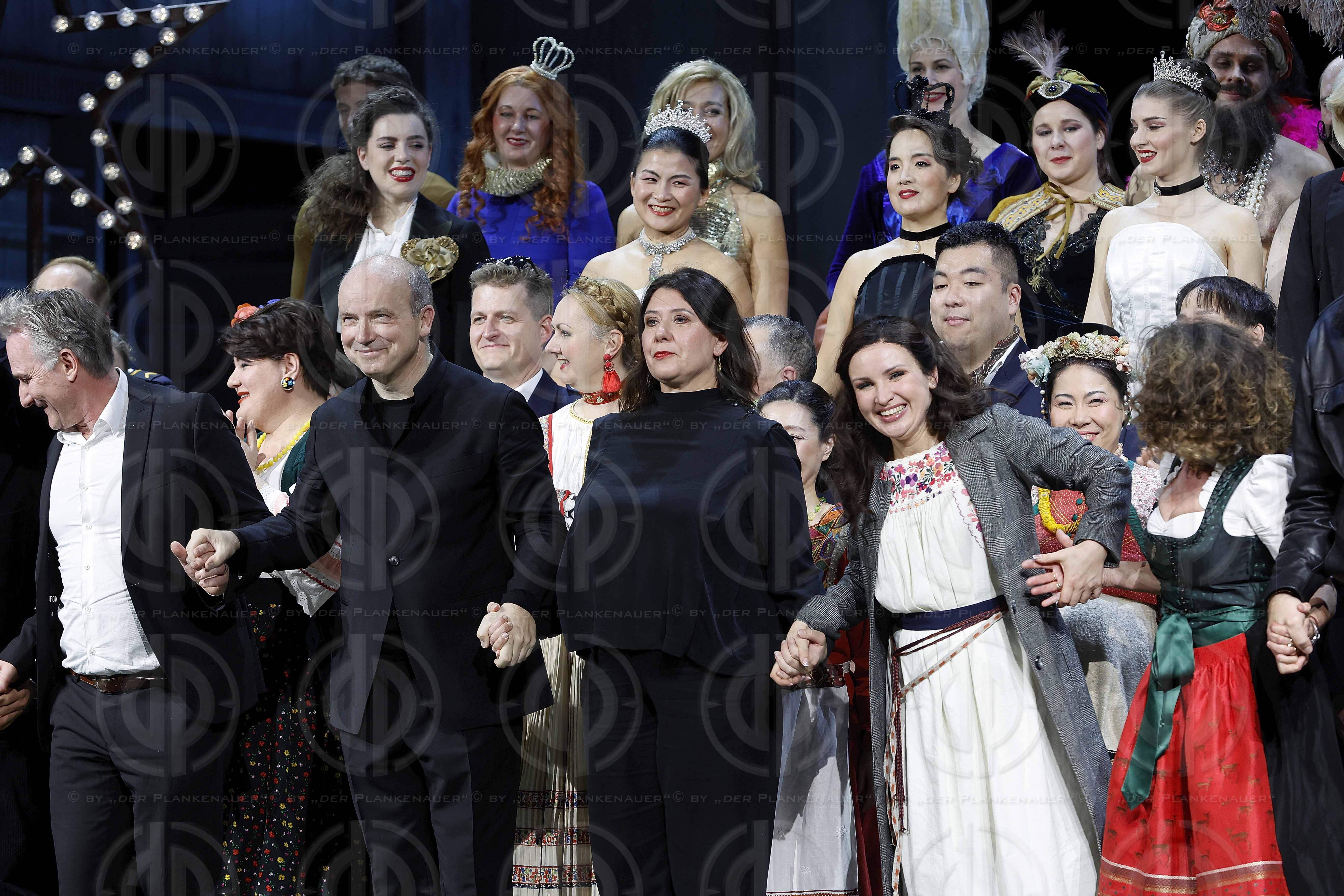 Oper Graz - Premiere Oper Die verkaufte Braut am 26.11.2022