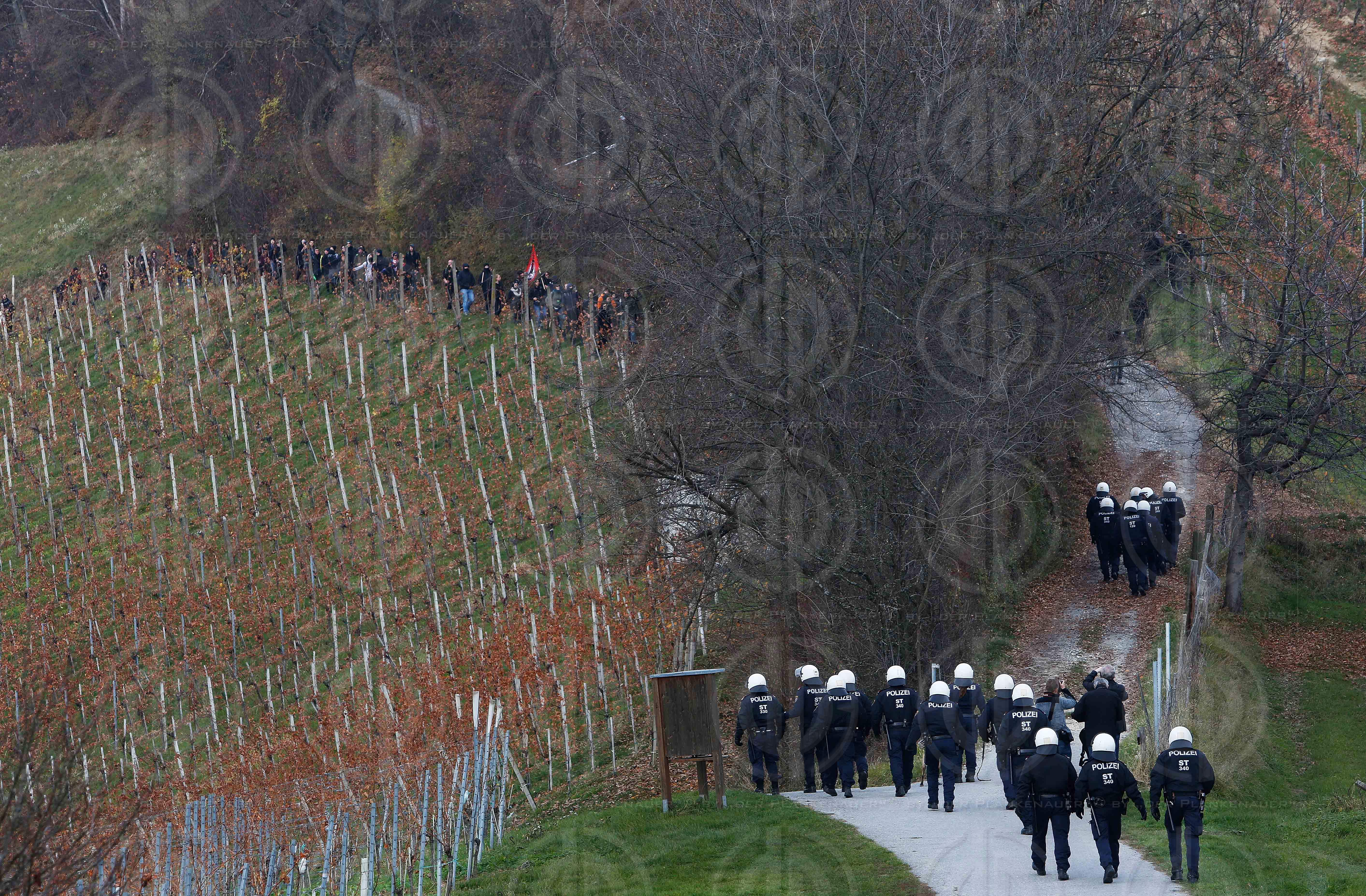 Antifa-Demo und Gegendemo in Spielfeld und Umgebung