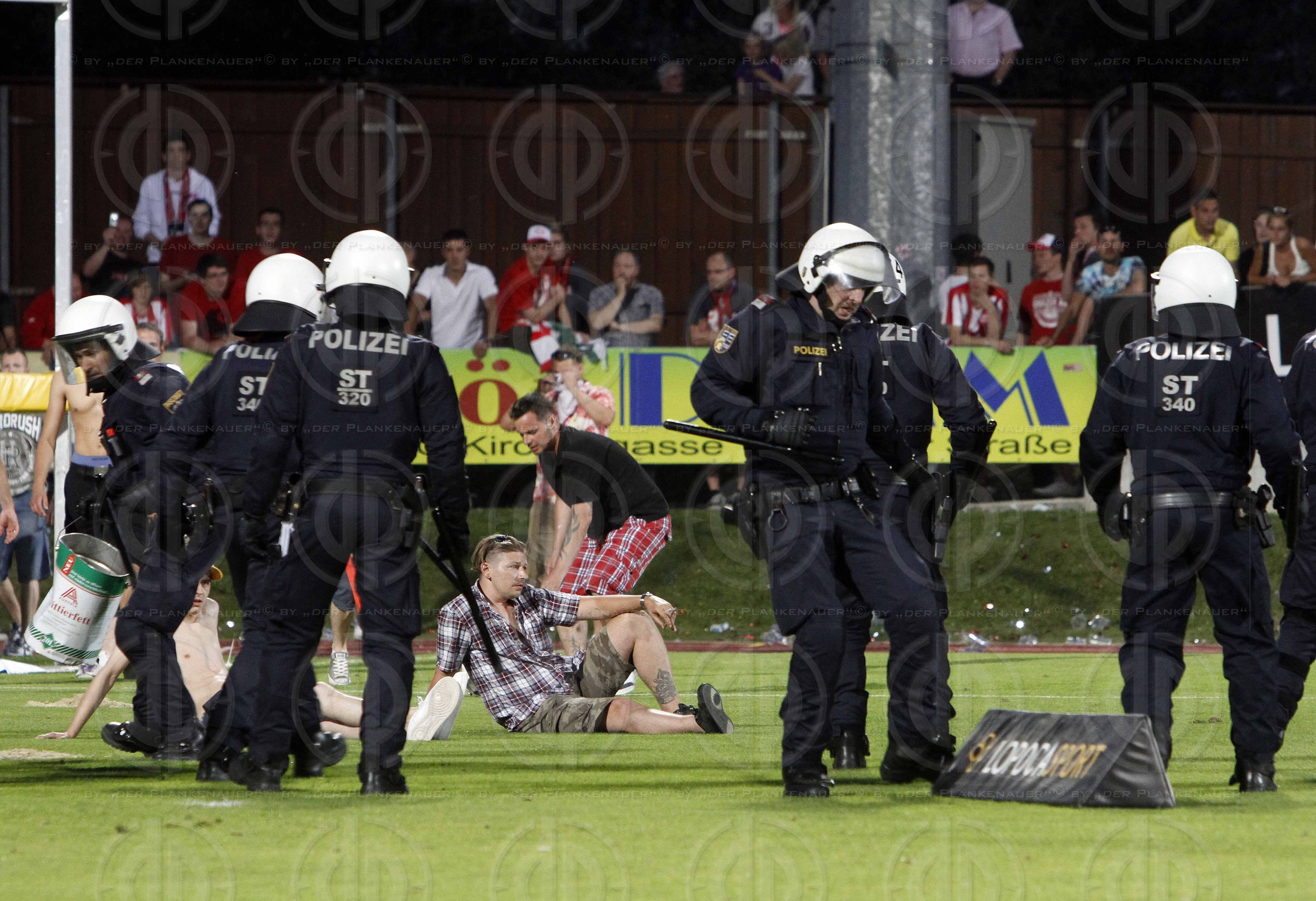 Relegation Hartberg vs. GAK (3:0, Spielabbruch)
