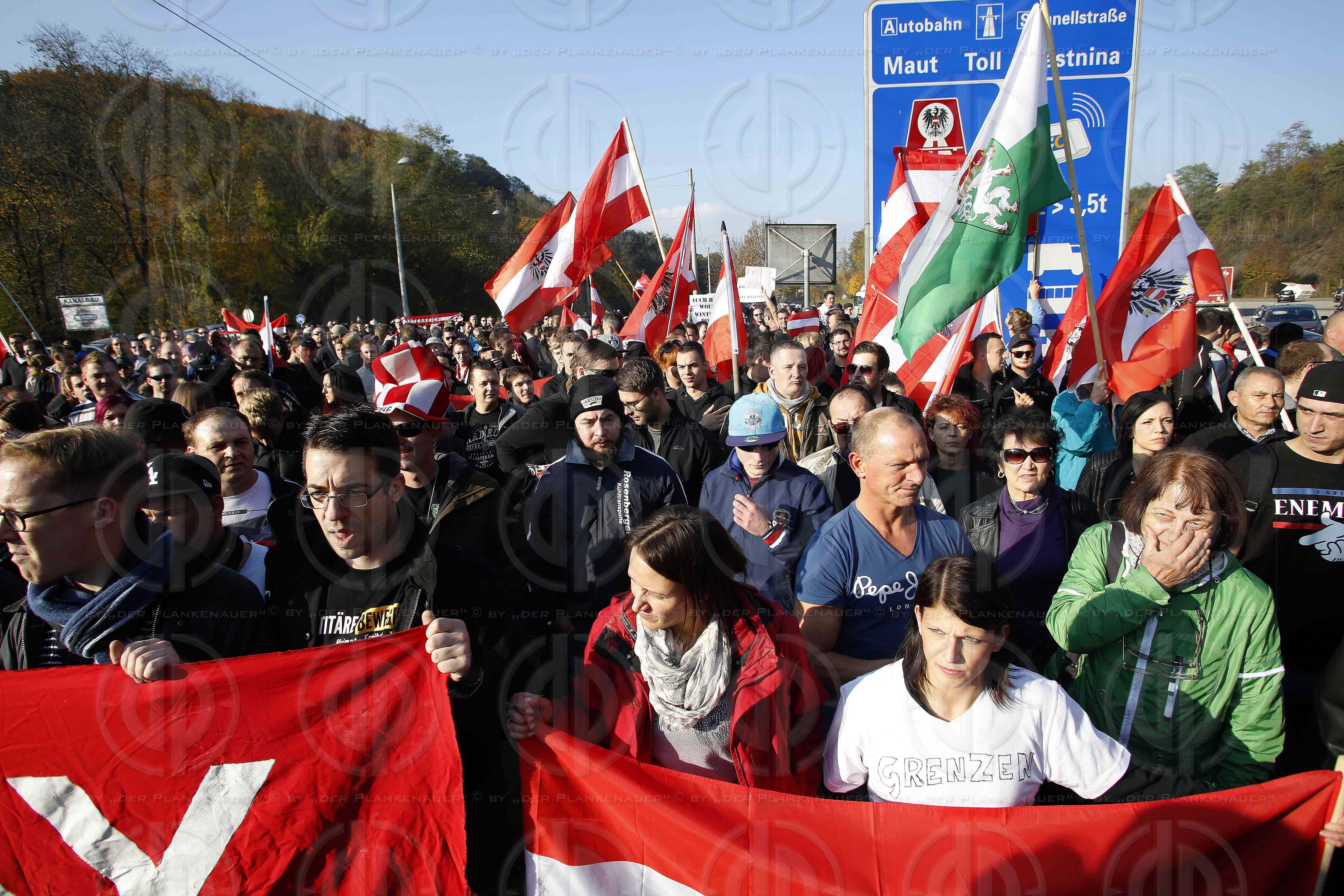Demo gegen Fluechtlinge in Spielfeld