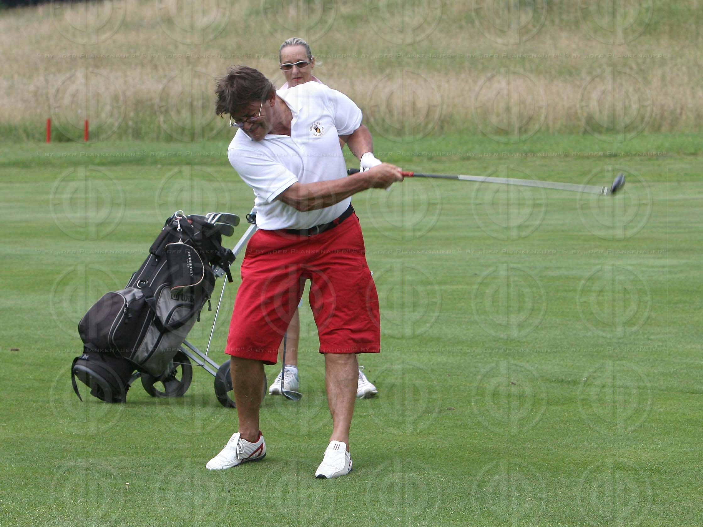 Das Institut-Charity Golf Einladungsturnier-Bewerb