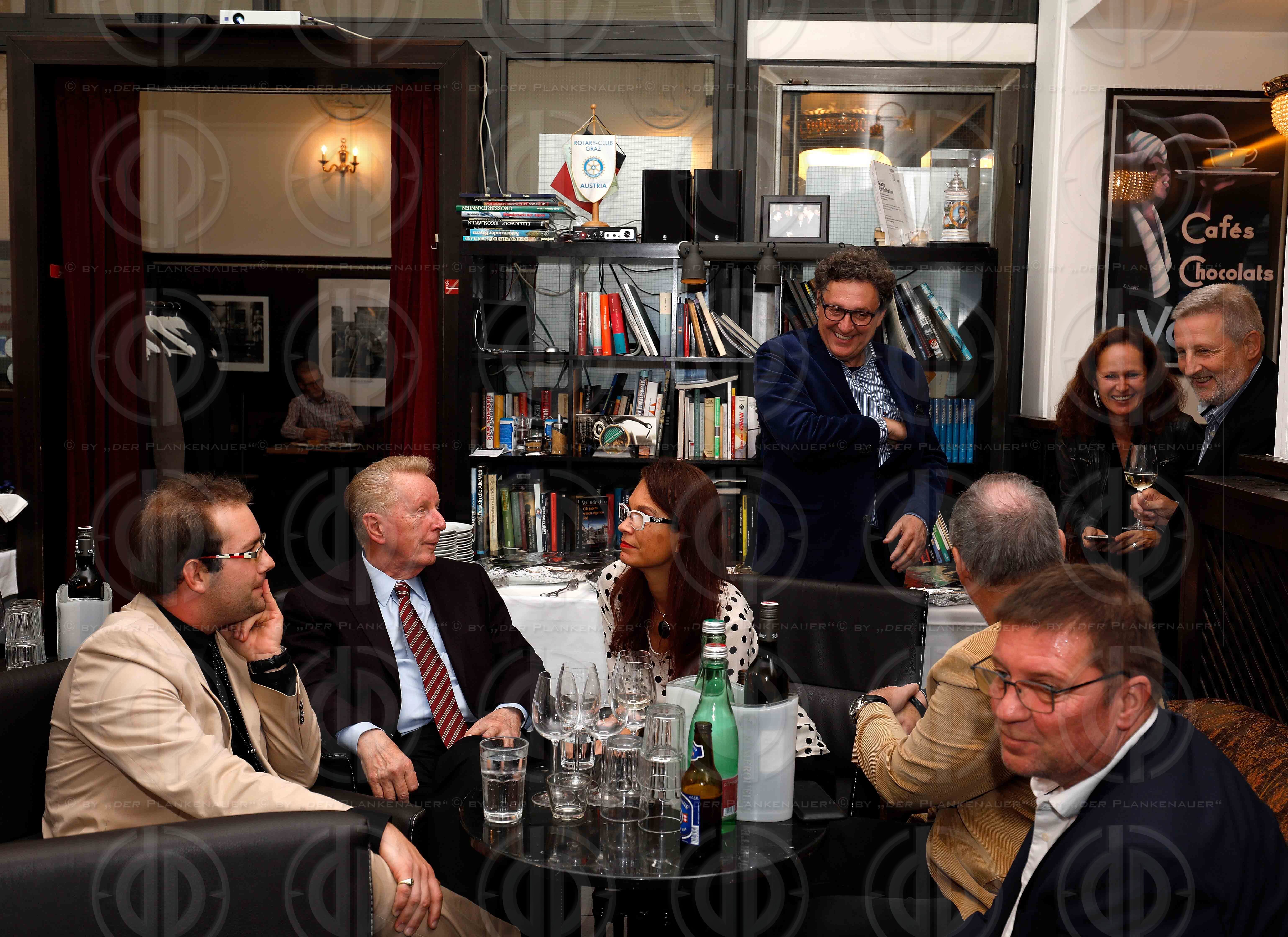 Mediengeschichte(n) in weiss-gruen