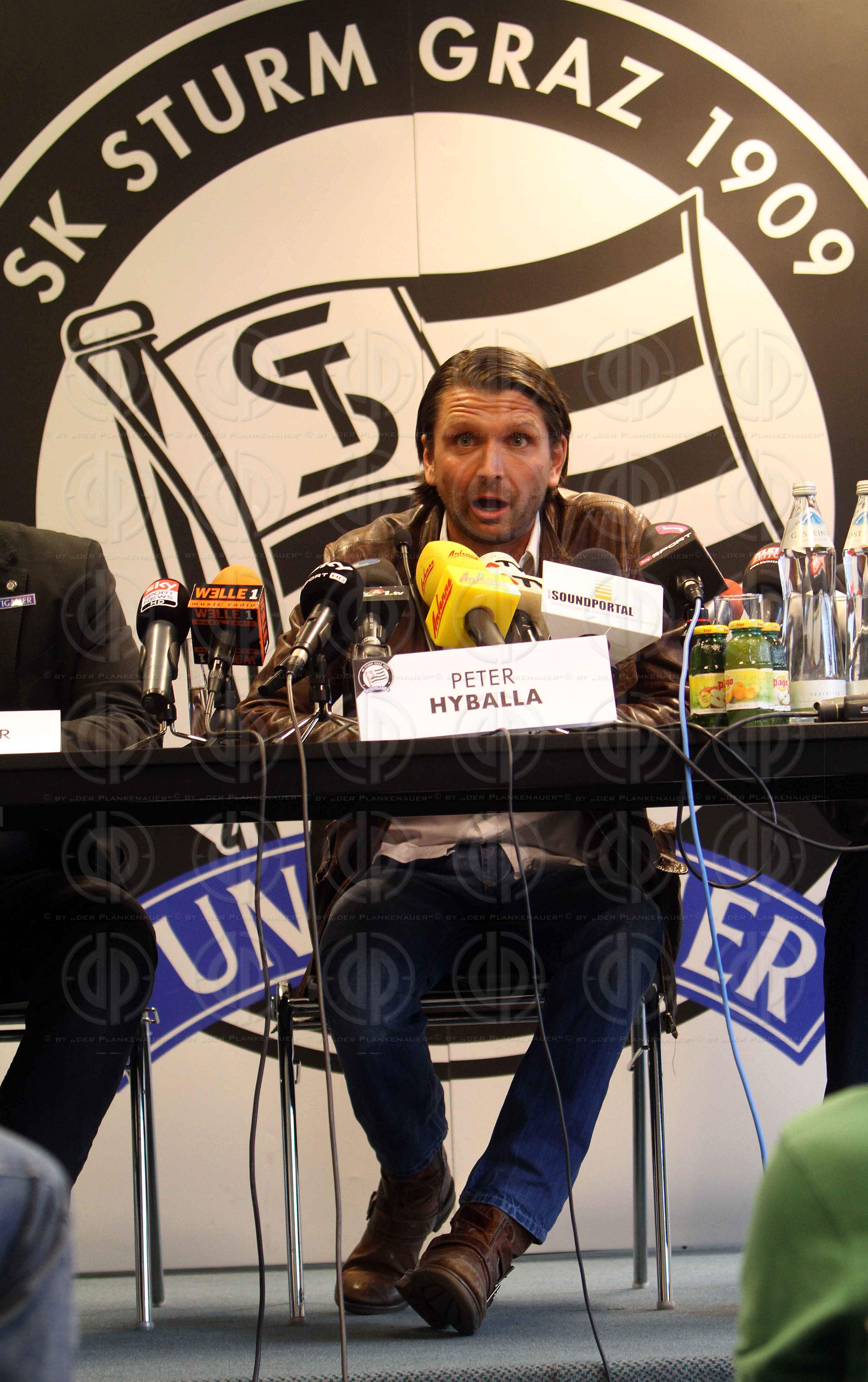 SK Sturm Pressekonferenz neuer Trainer