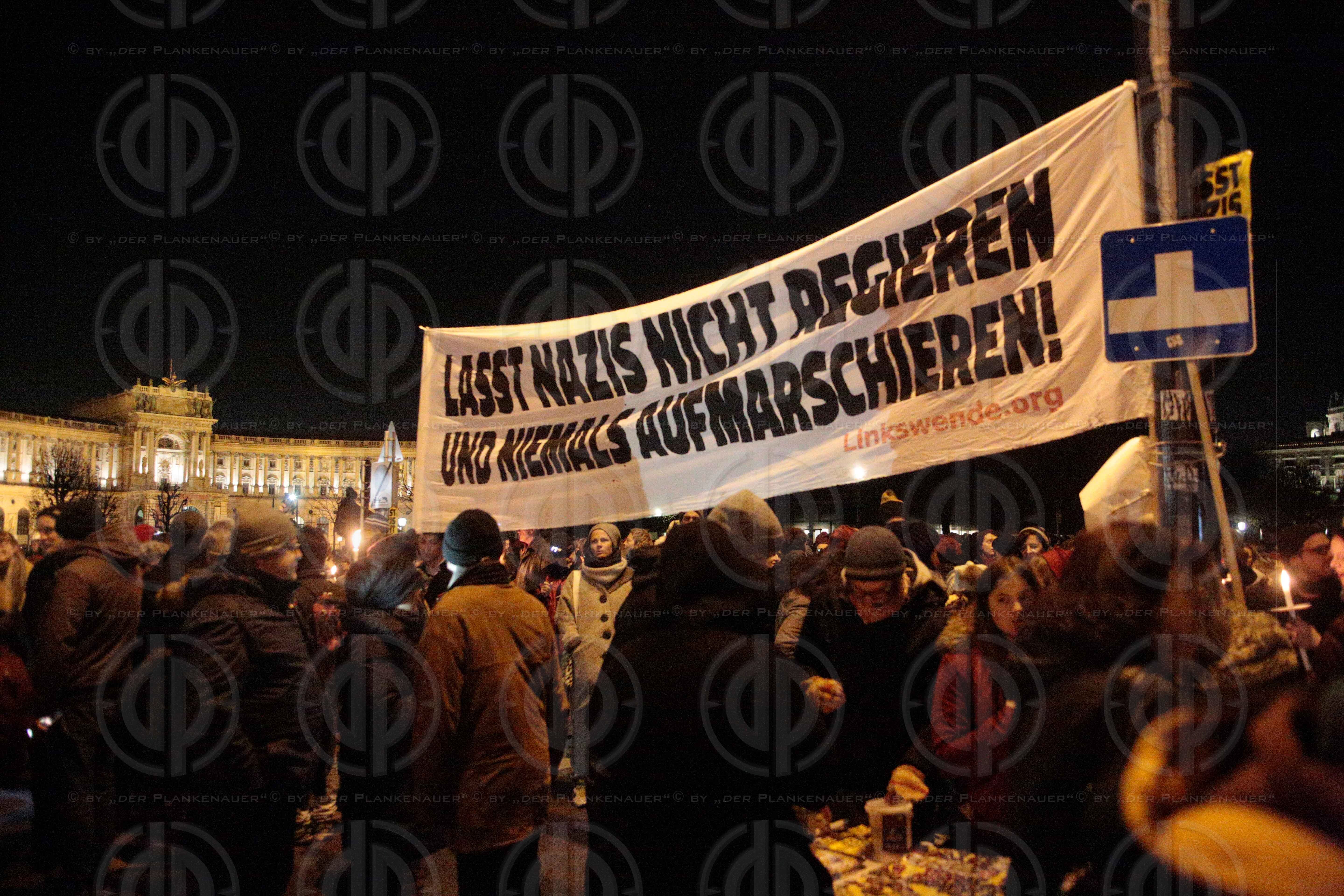 Lichterkette gegen FPOE in der Regierung