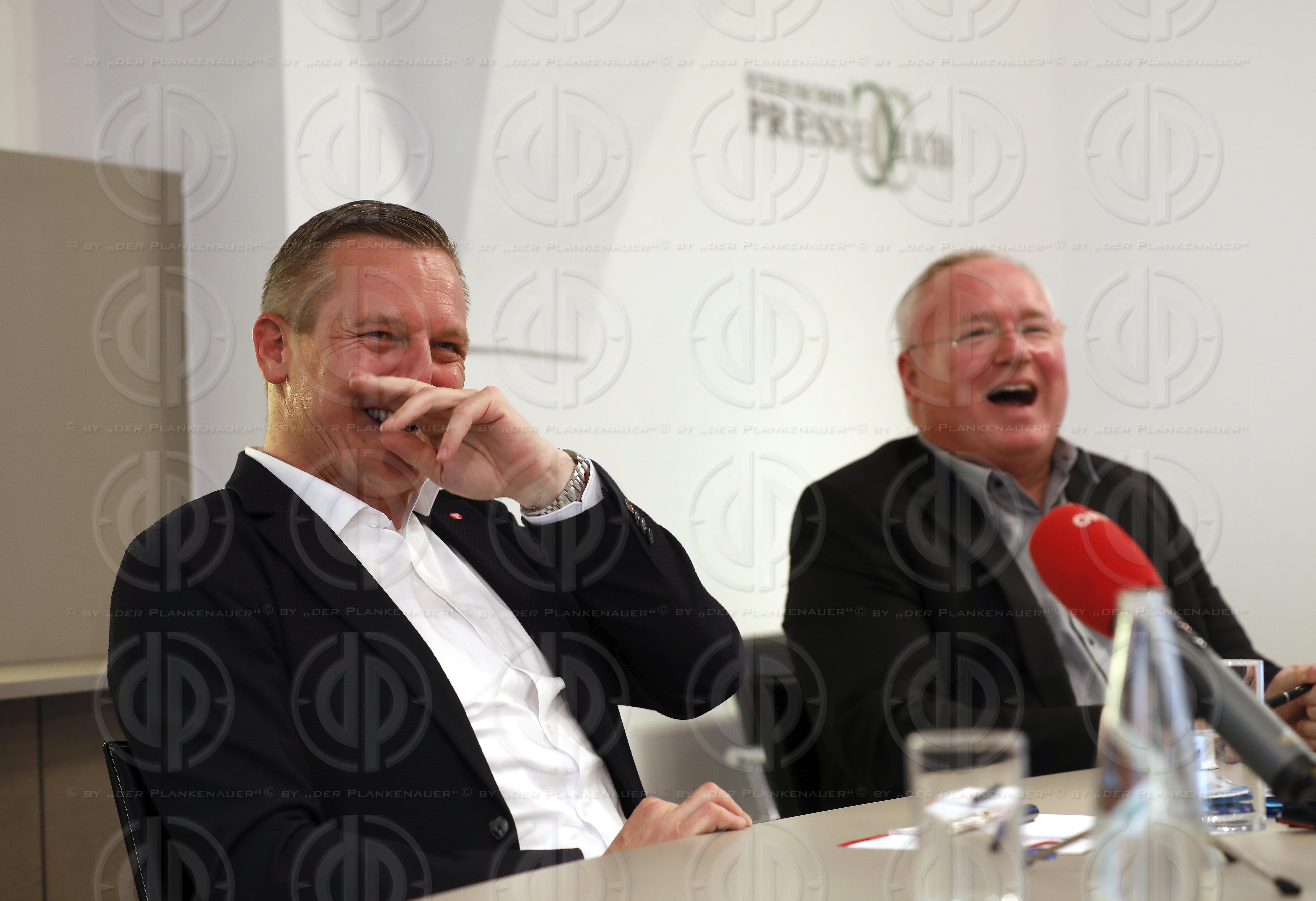 BMin. Mario KUNASEK im steir. Presseclub