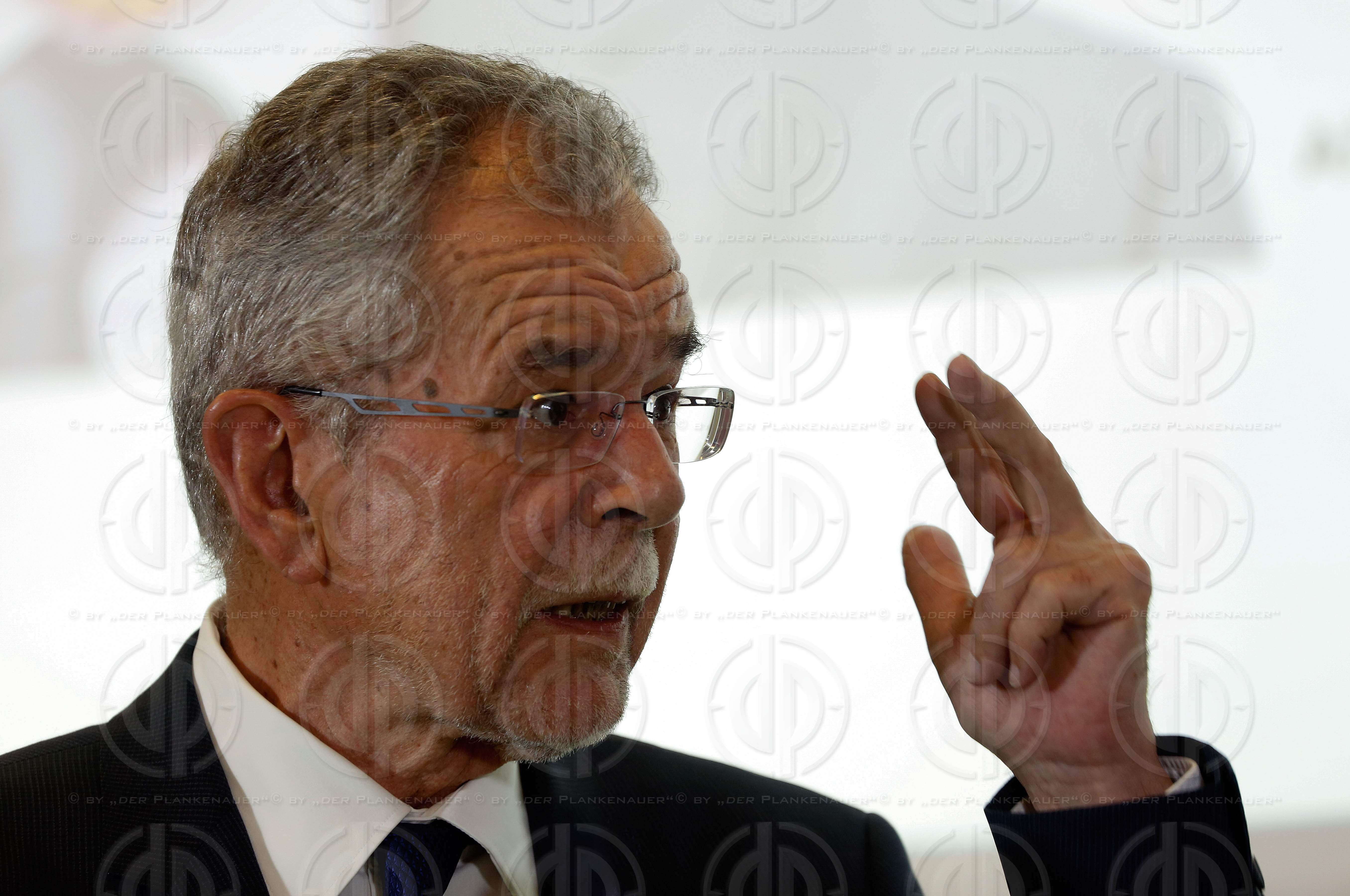 BP-Wahl 2016, Kandidat VAN DER BELLEN