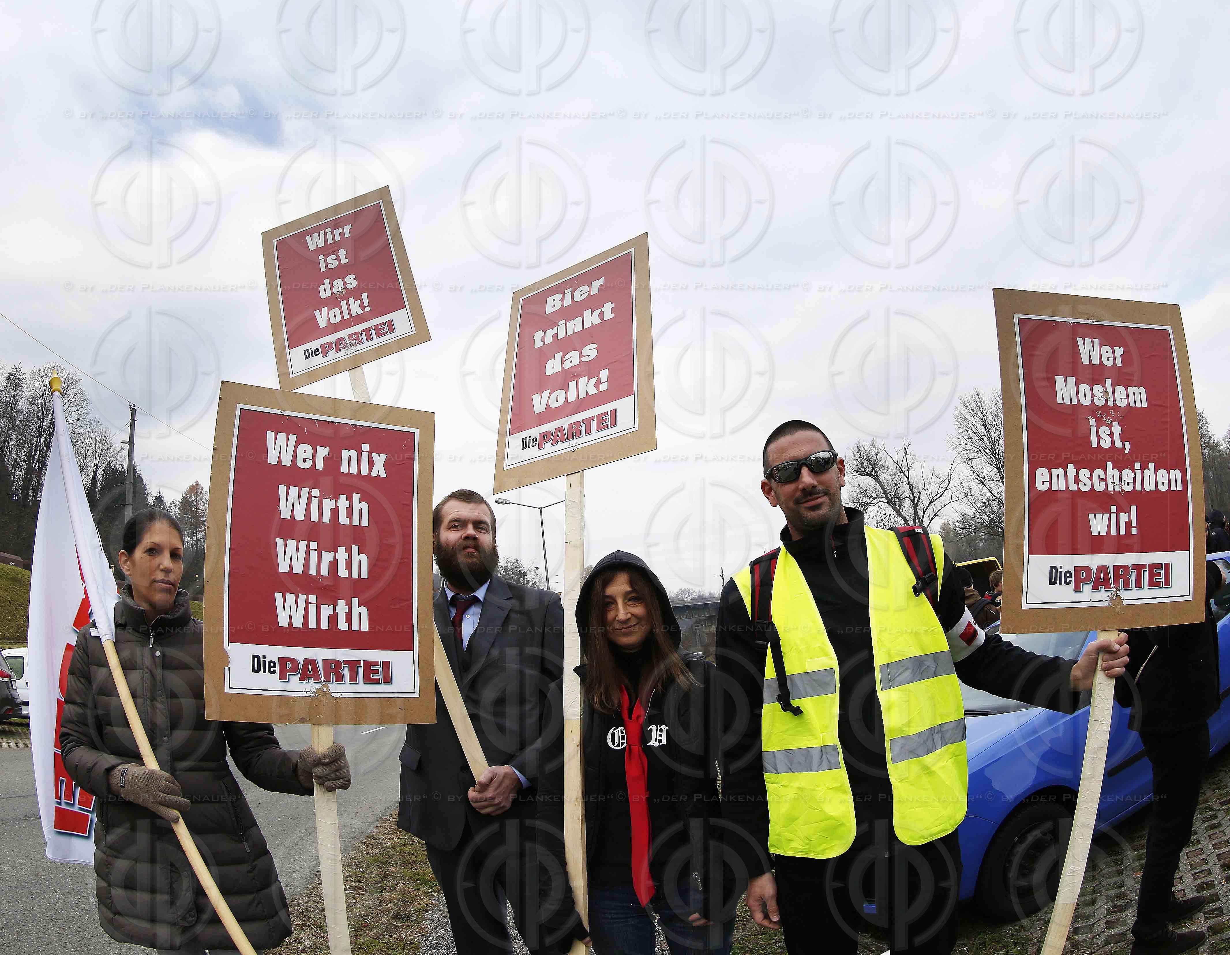 Antifa-Demo und Gegendemo in Spielfeld und Umgebung