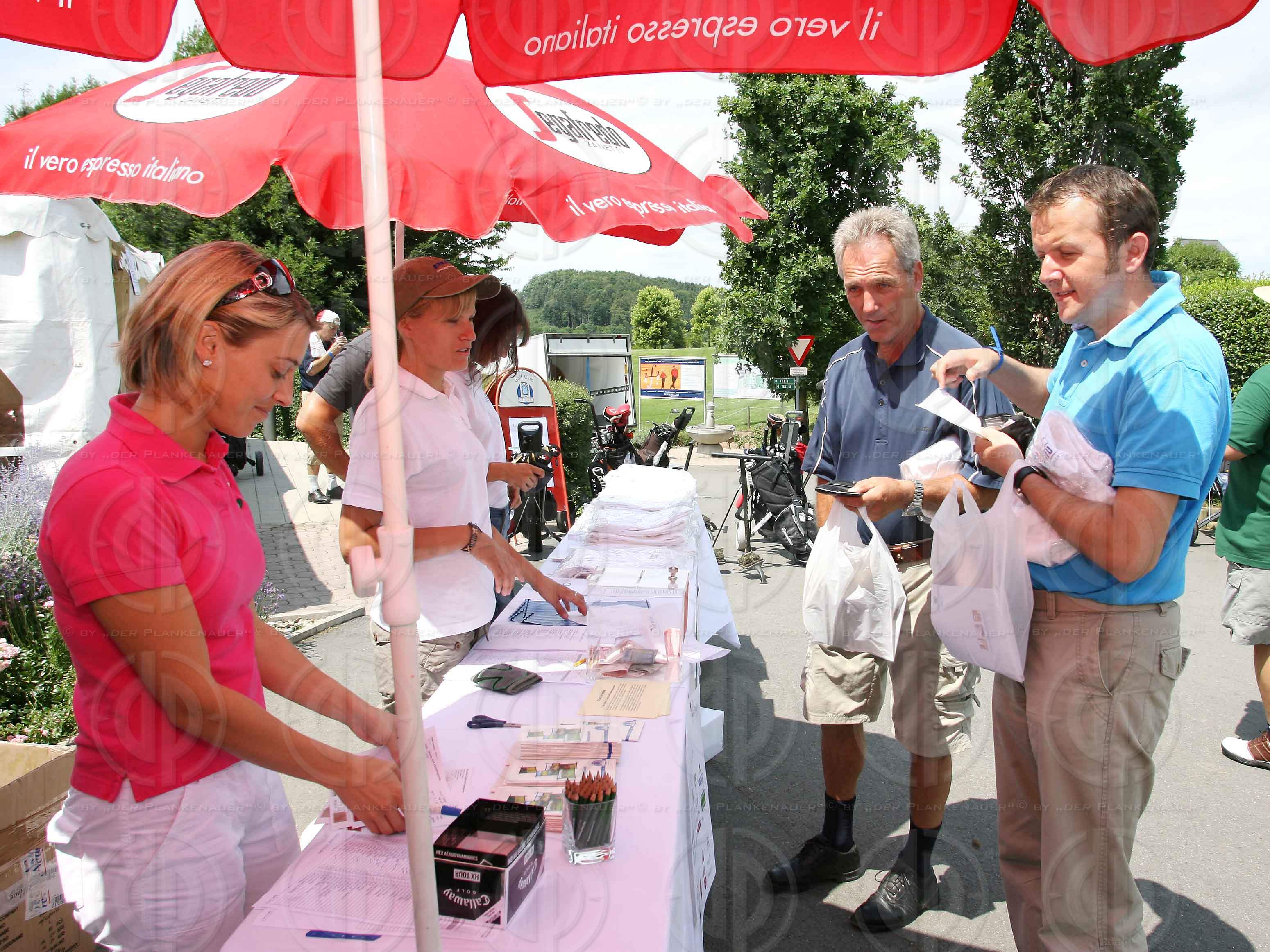 Das Institut-Charity Golf Einladungsturnier-Registrierung