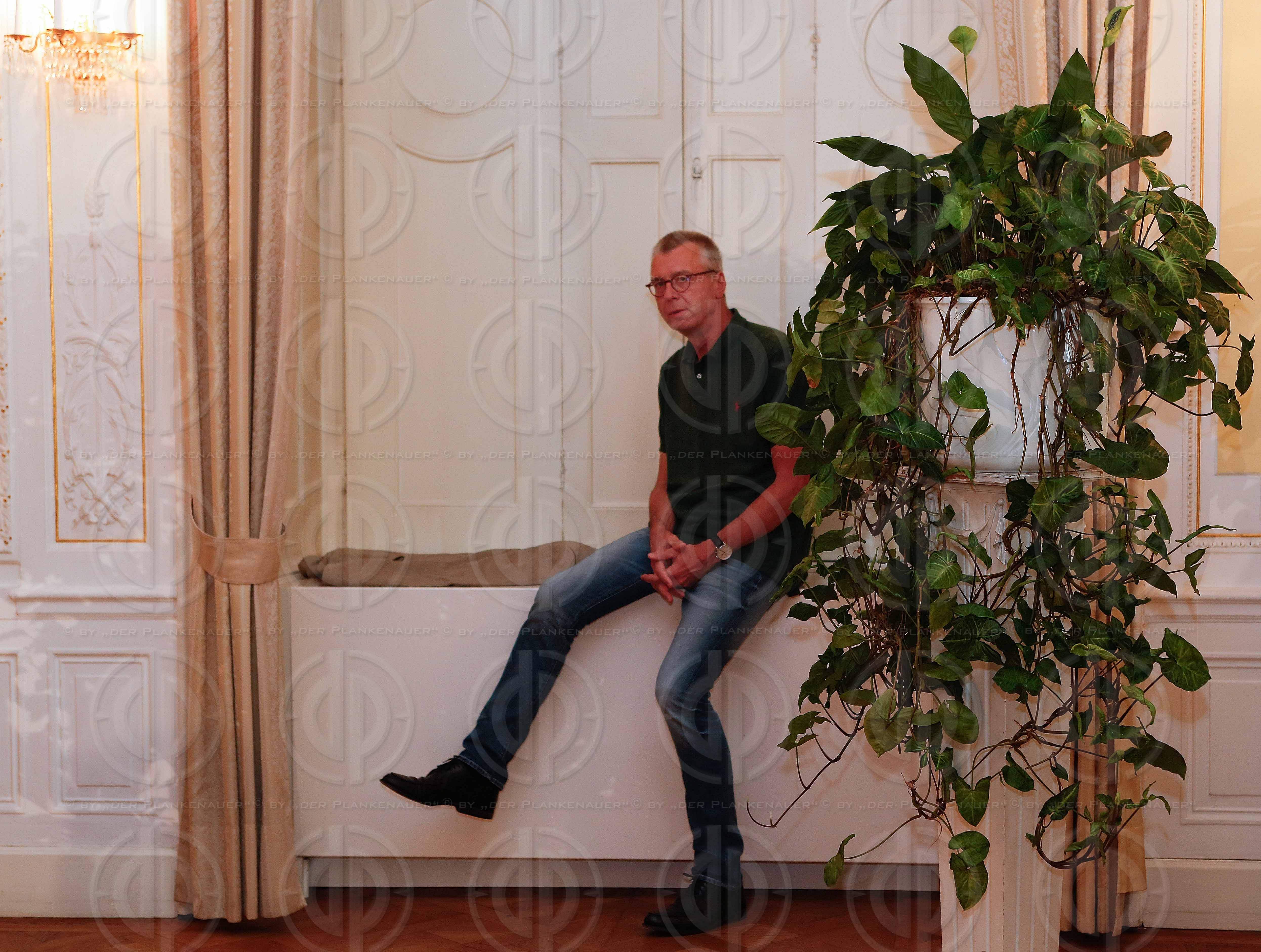 Pressekonferenz - LH Voves tritt zurueck