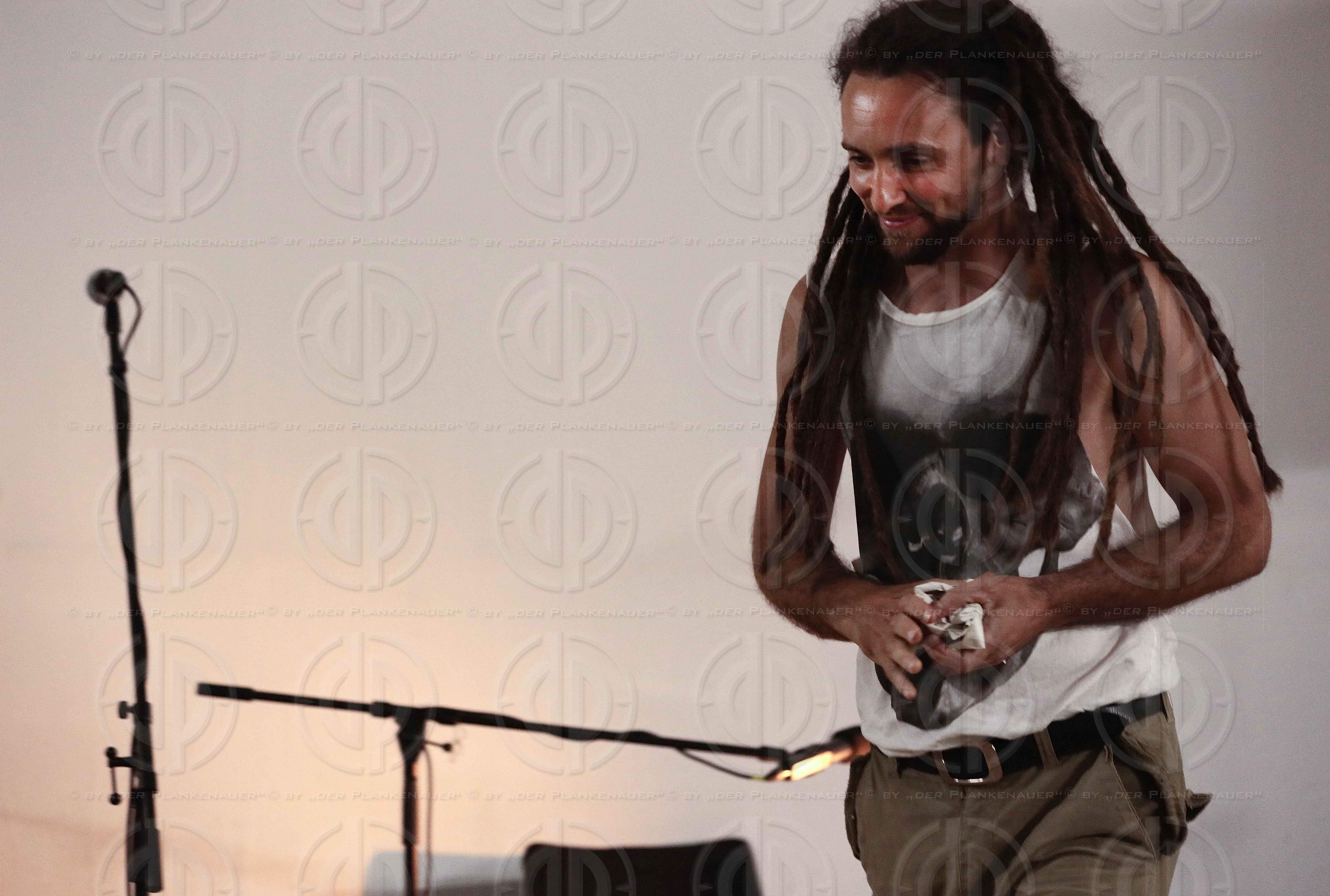 UNTER TAG - Lesung der Grazer Autorinnen/Autorenversammlung