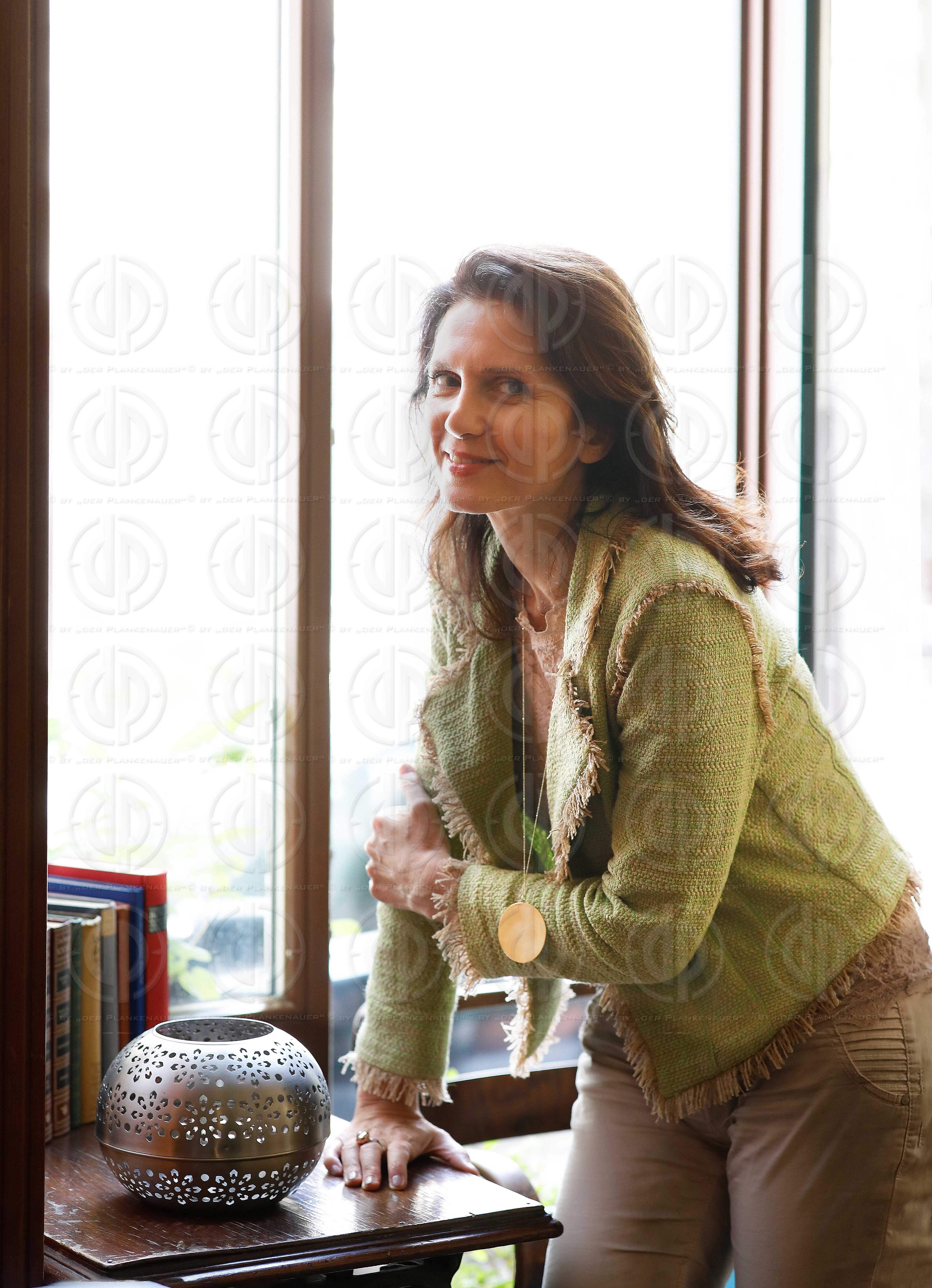 RA Mag. Dr. Astrid WAGNER