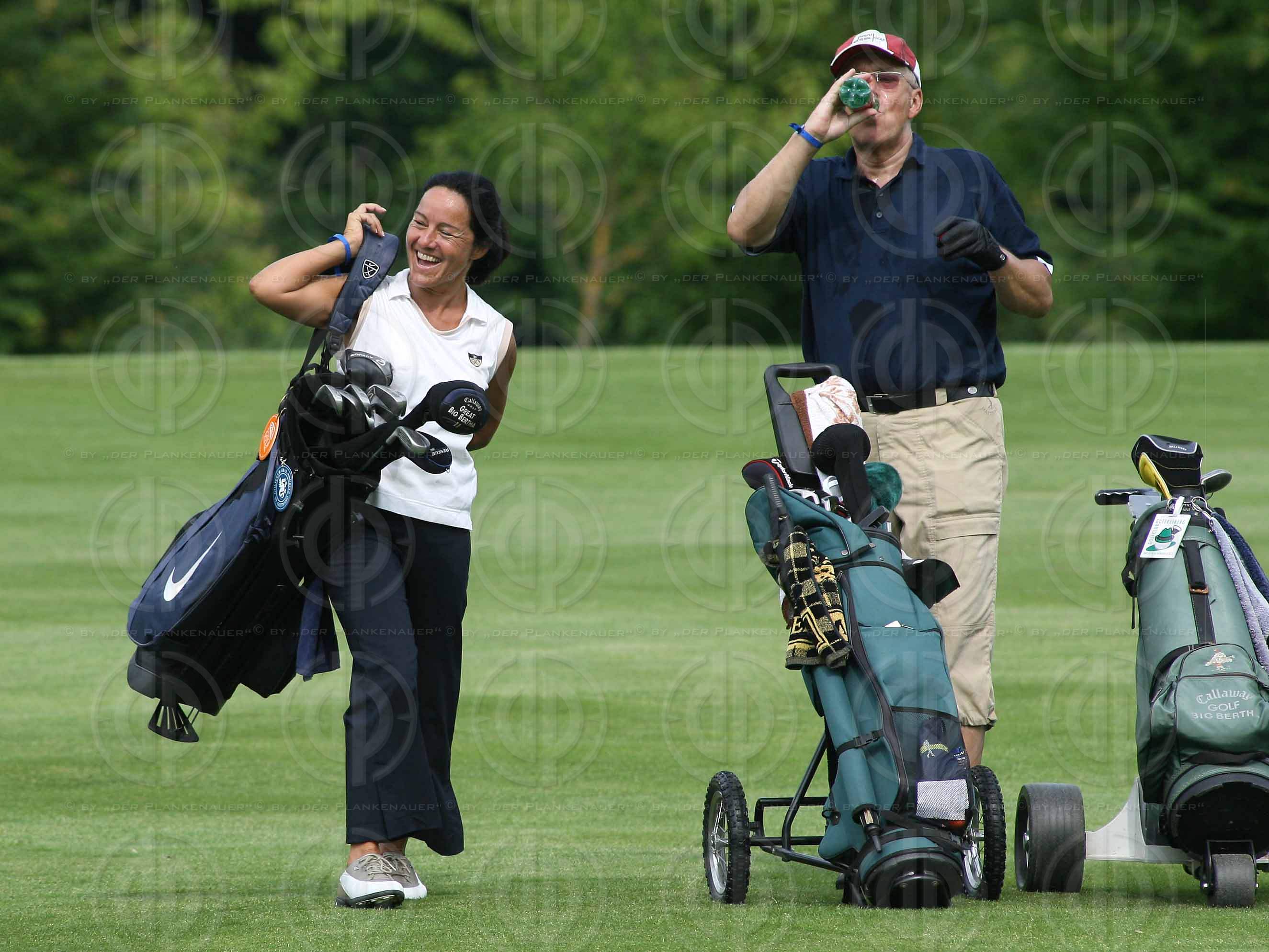 Das Institut-Charity Golf Einladungsturnier-Bewerb