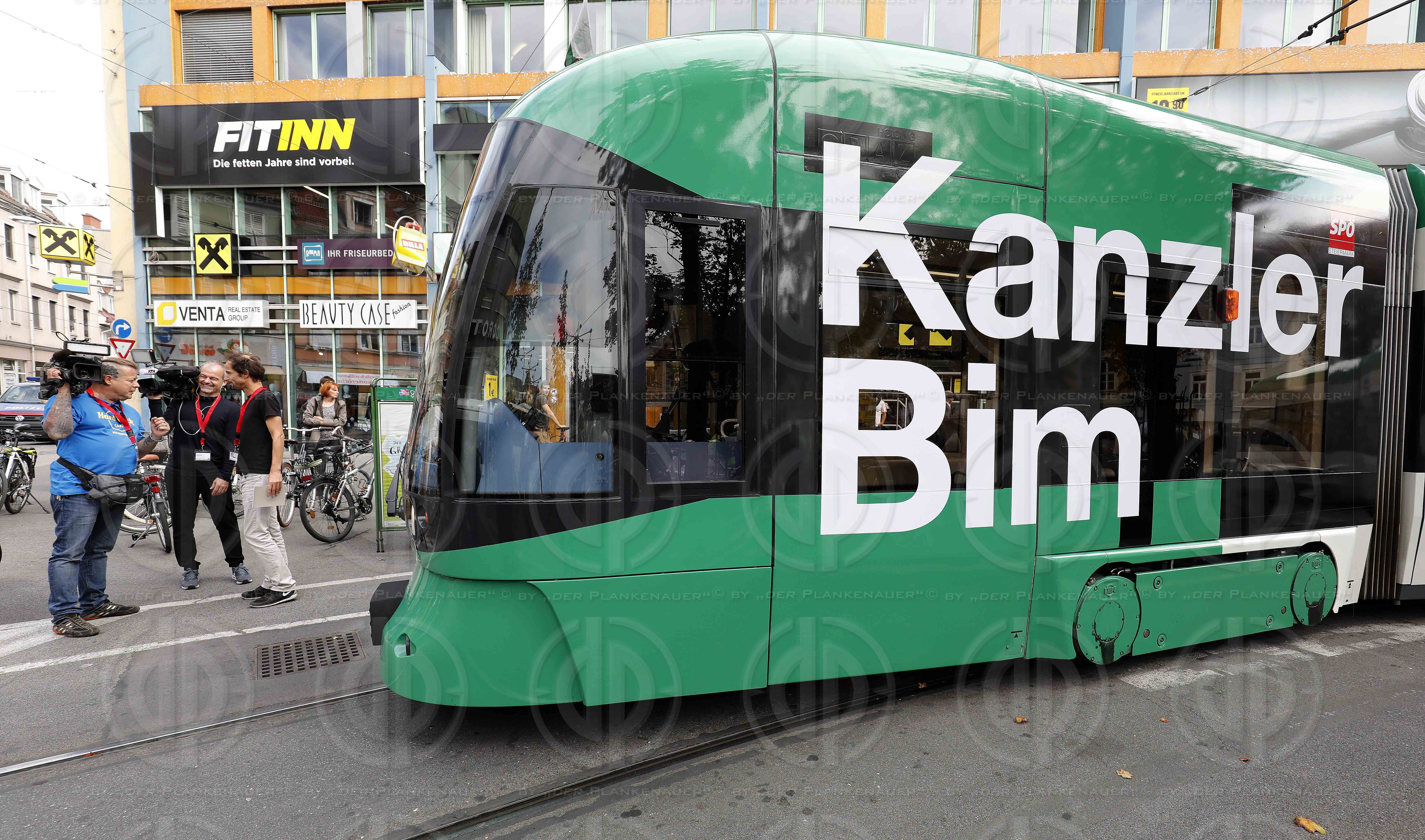 BK Kern fährt mit Grazer Strassenbahn