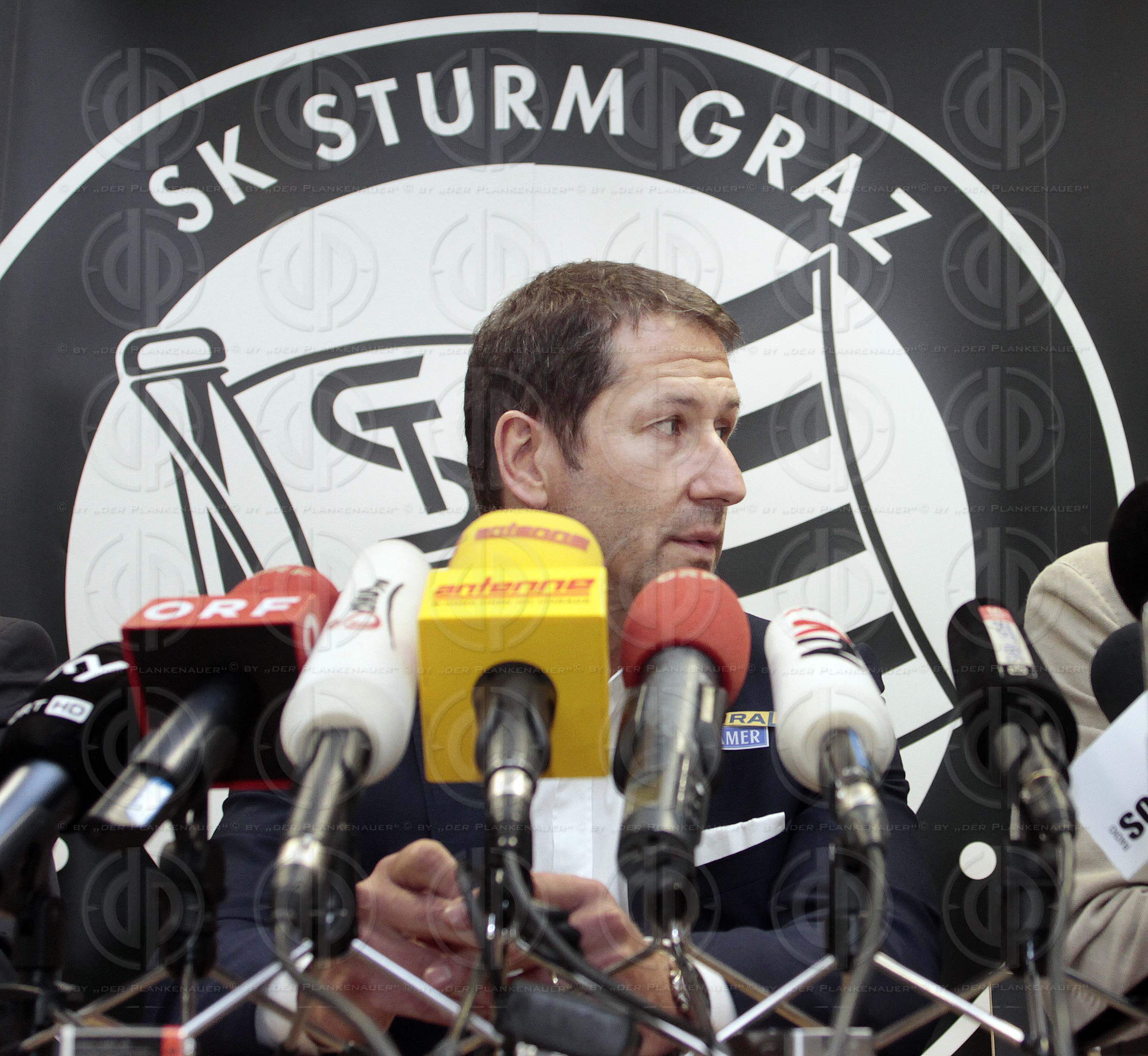 SK Sturm Pressekonferenz - neuer Trainer