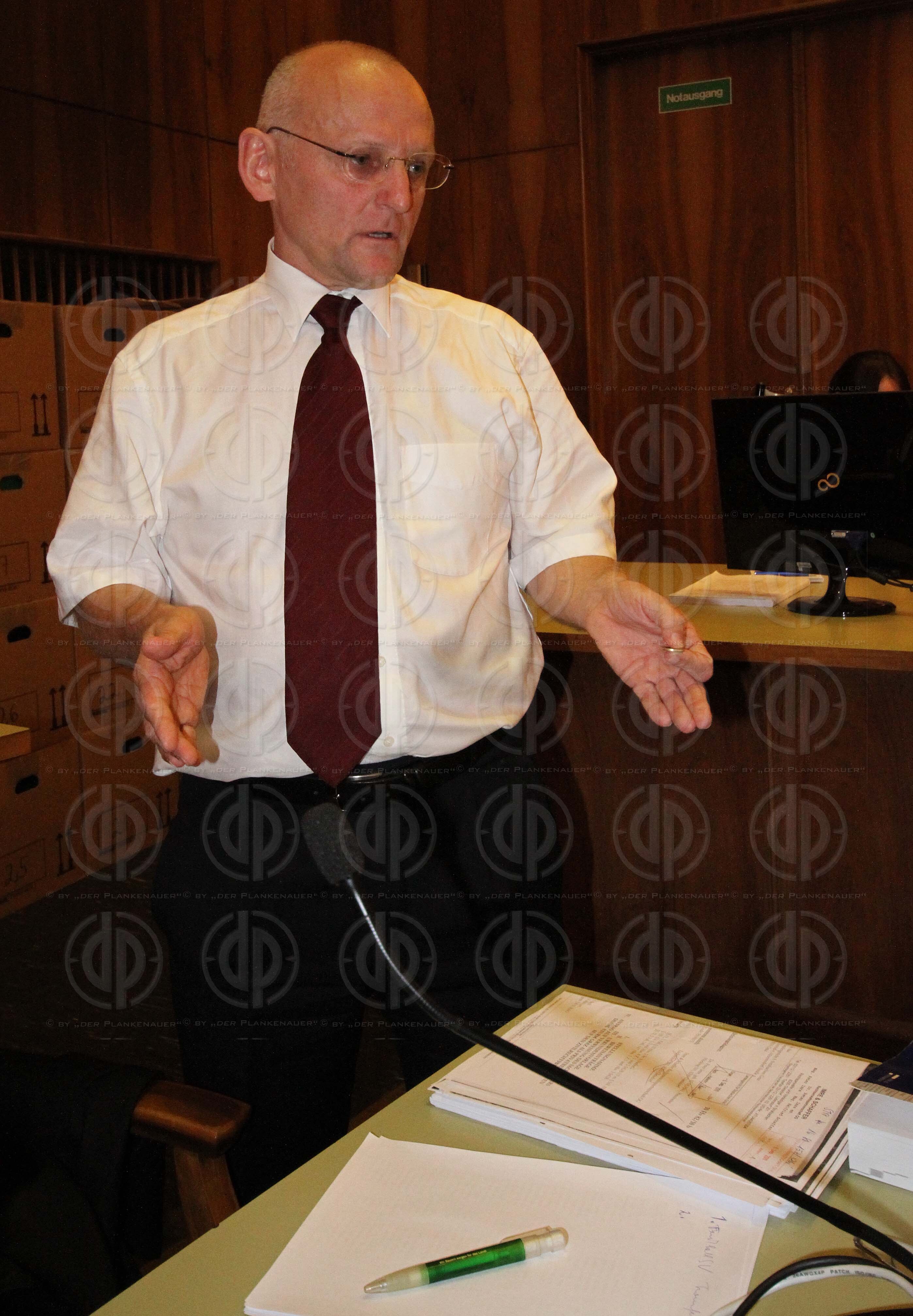 Strafverfahren gegen Hannes KARTNIG u.a.