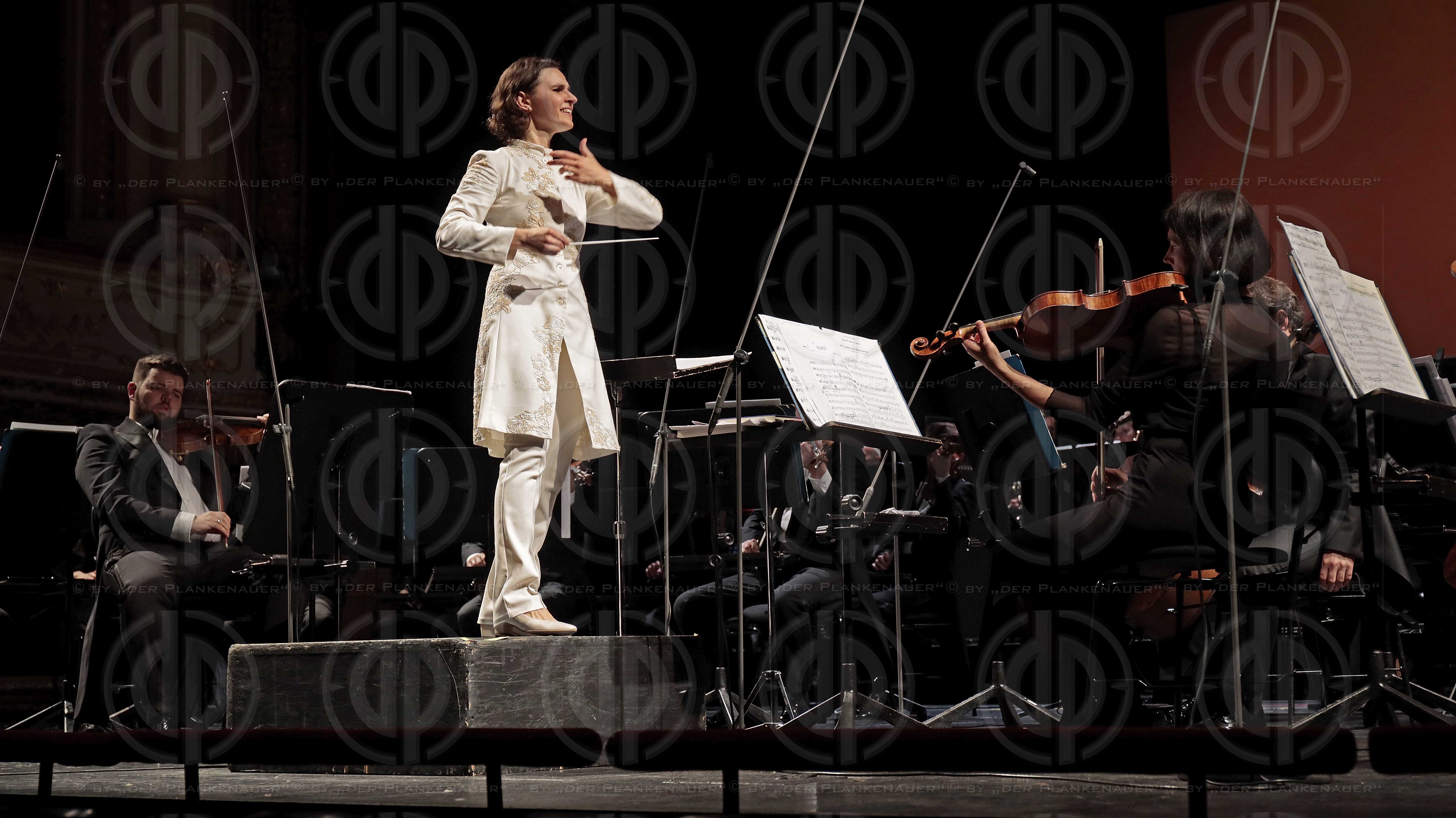 Oksana LYNIV - Ein Strauss zum Abschied