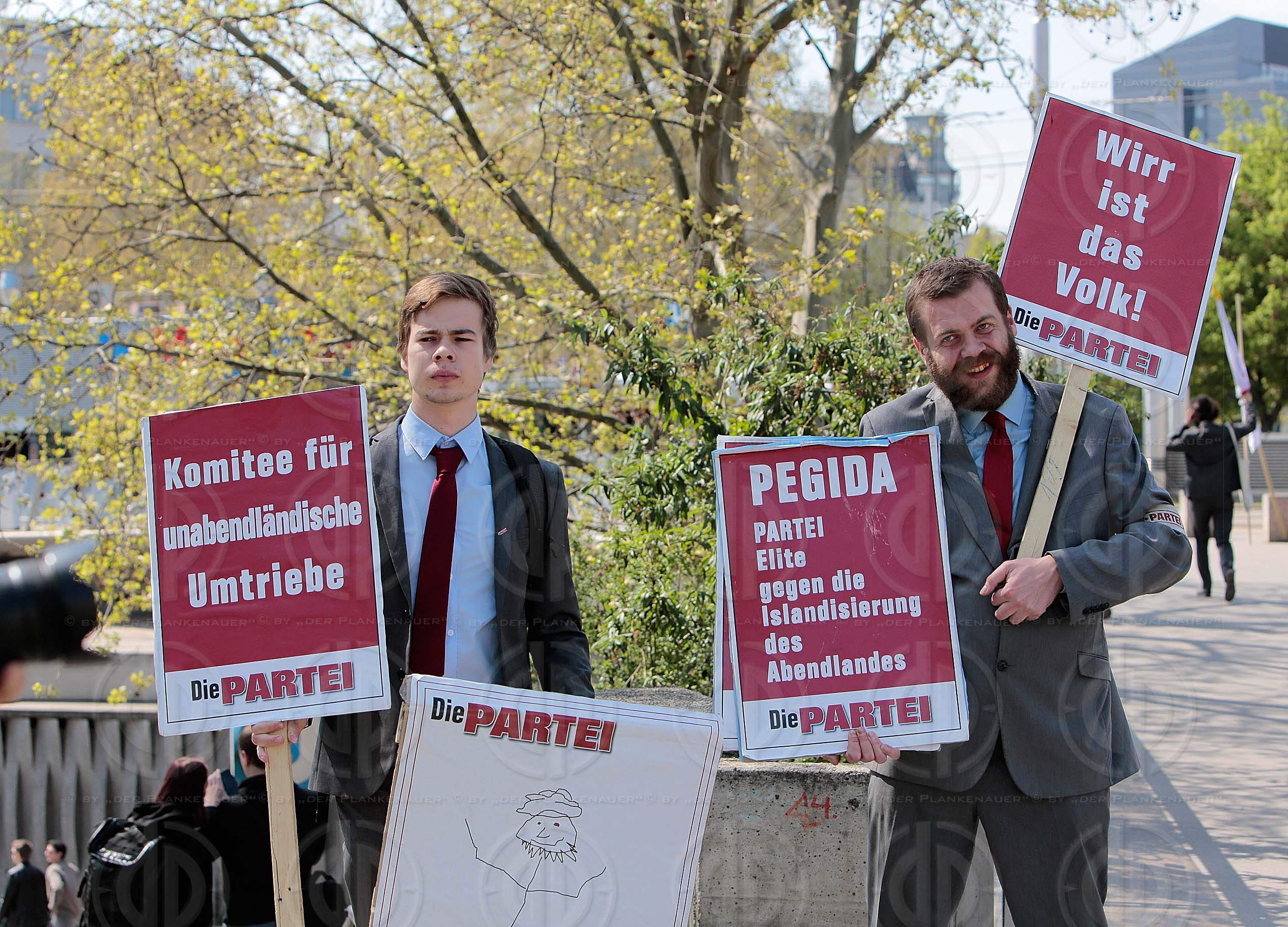 PEGIDA Demo und Gegendemo NO PEGIDA