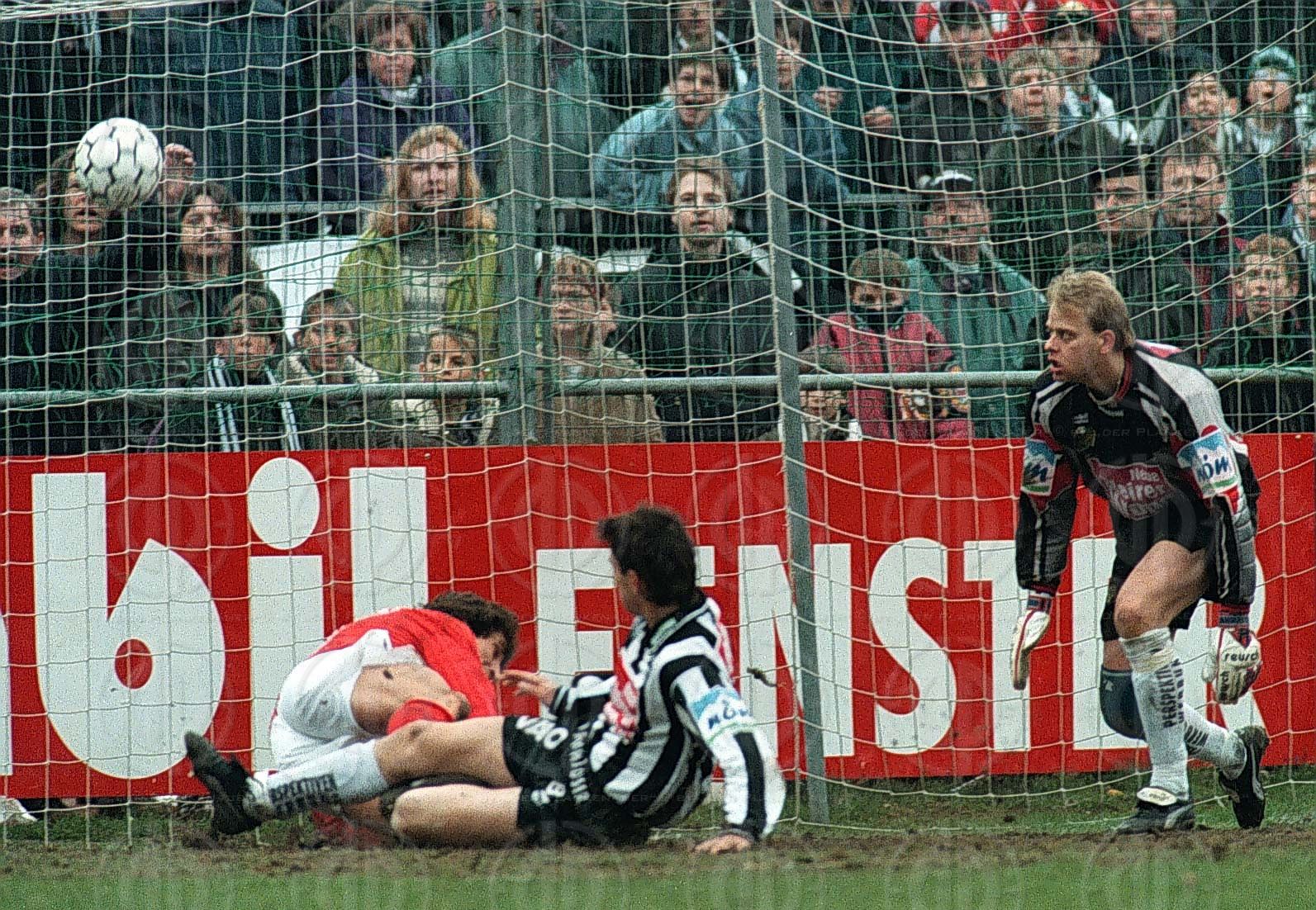 GAK - Sturm (1:0)GAK vs. Sturm am 13.04.1996