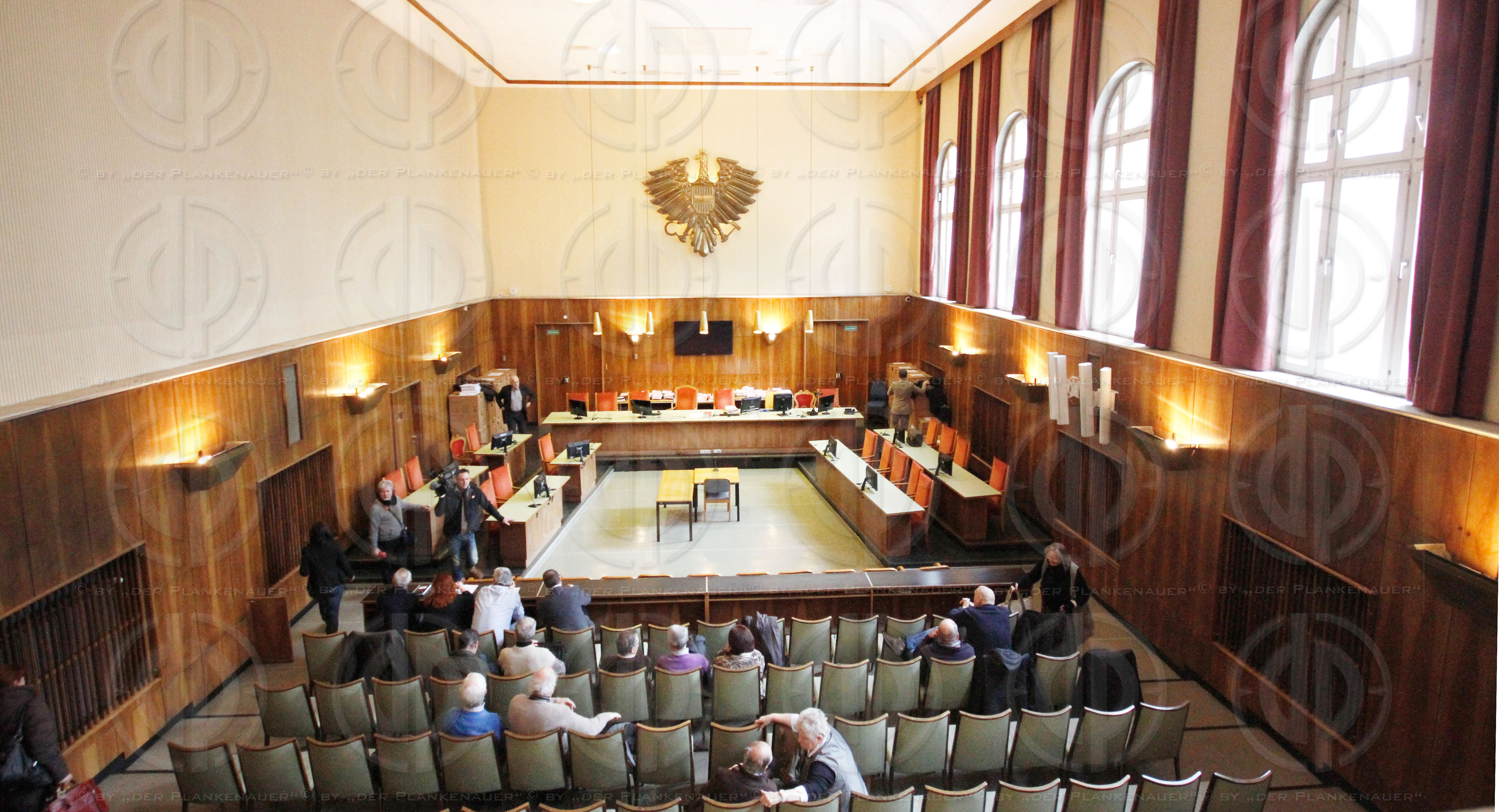 Strafverfahren gegen Hannes KARTNIG u.a.