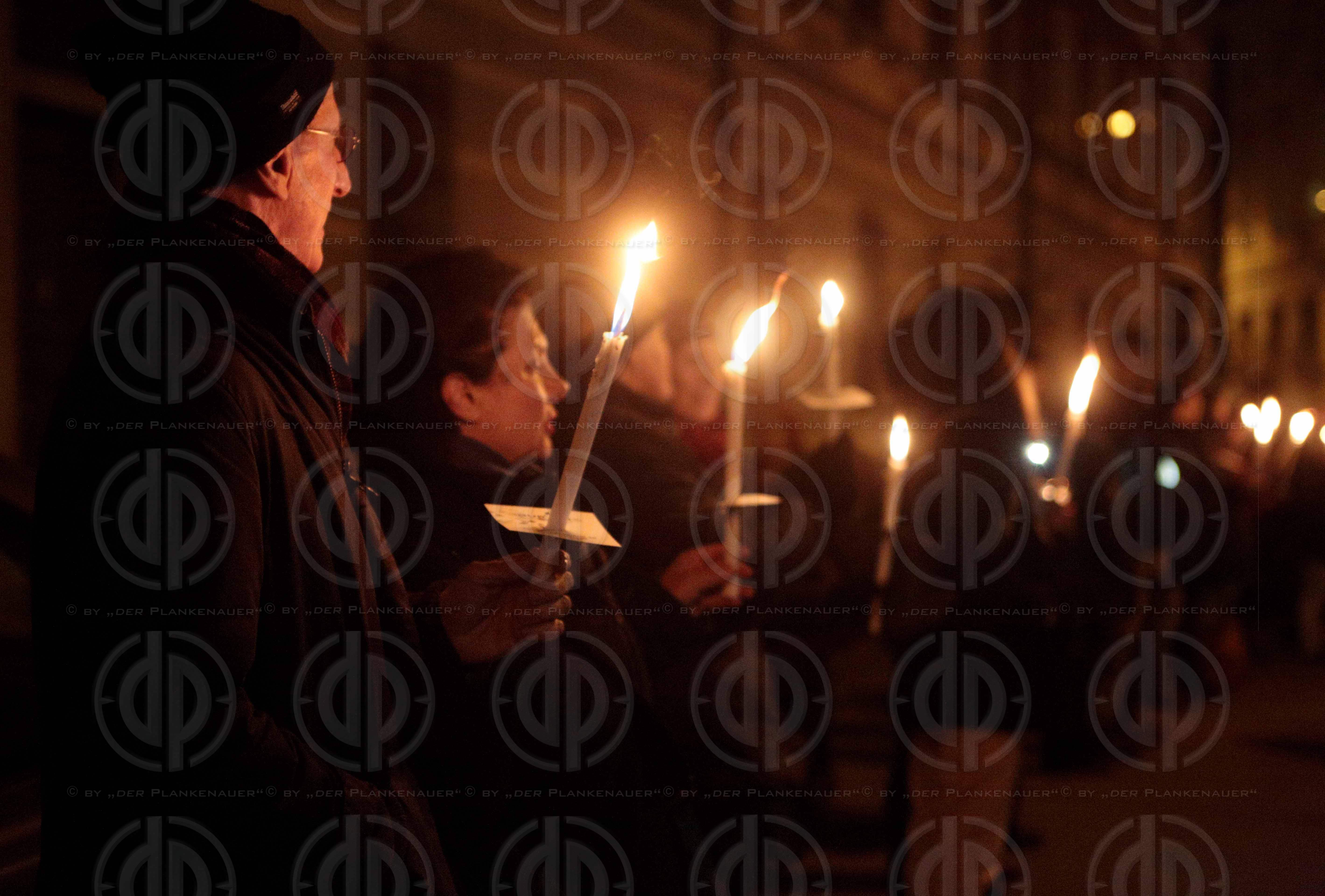 Lichterkette gegen FPOE in der Regierung