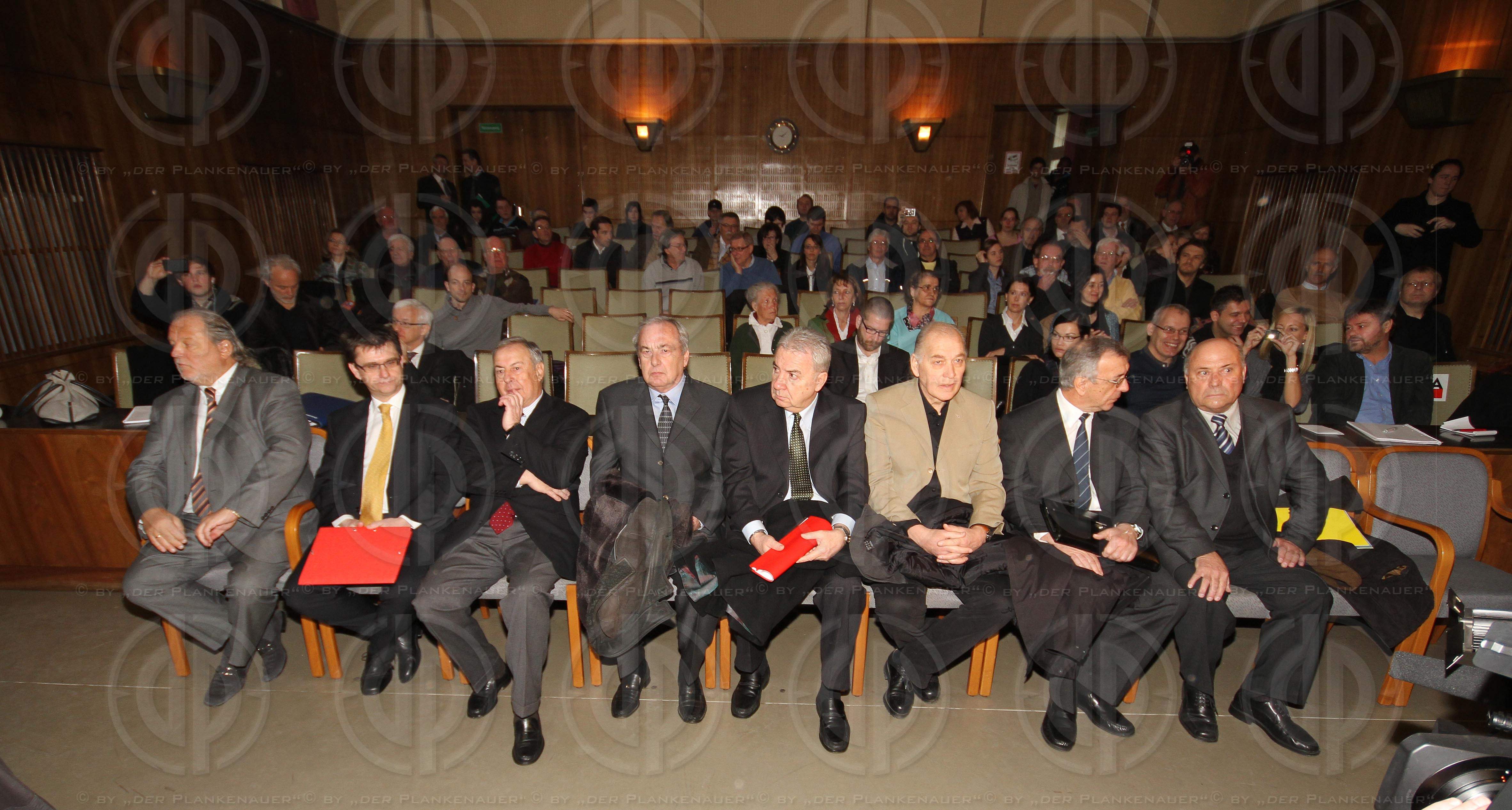 Strafverfahren gegen Hannes KARTNIG u.a.