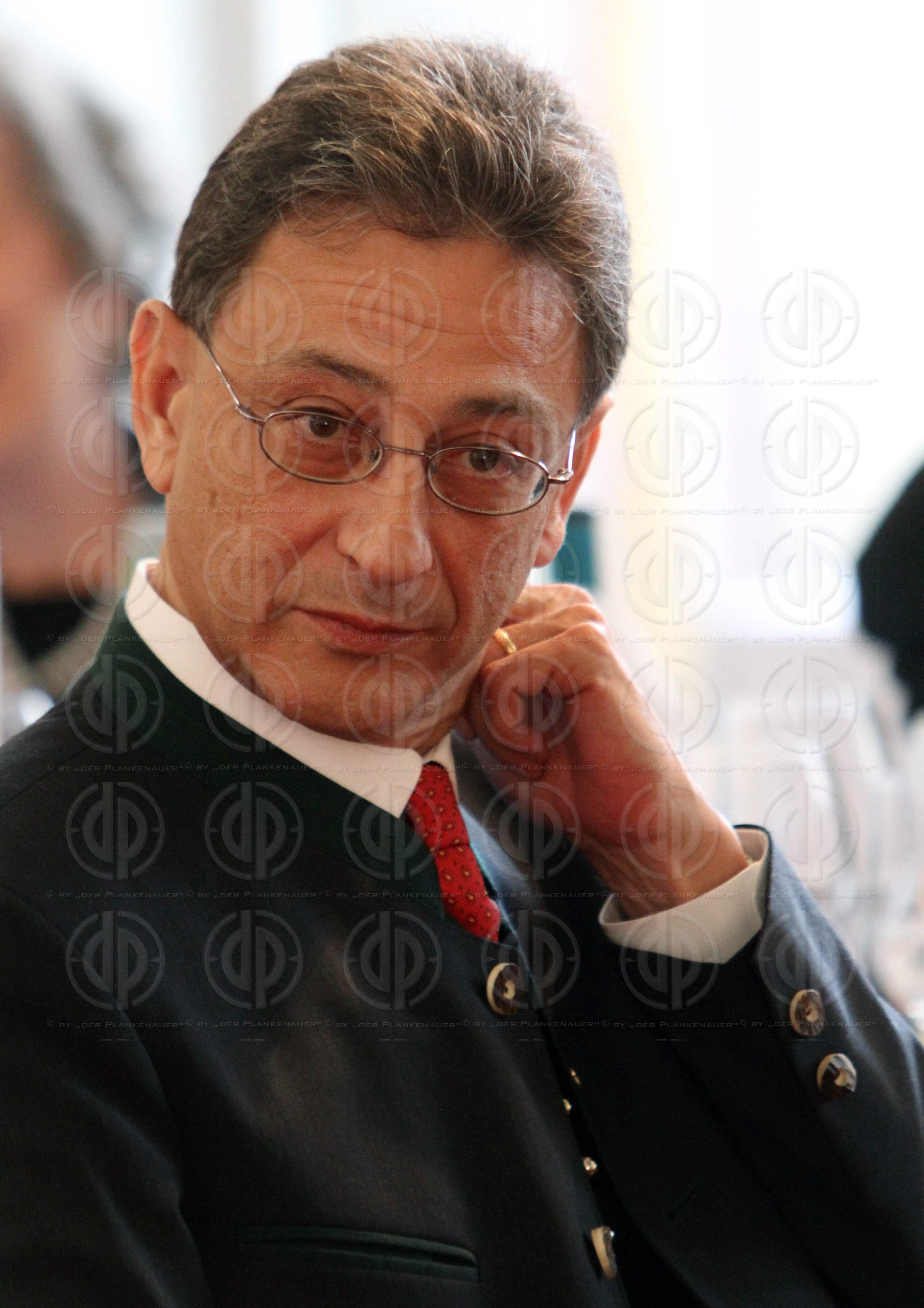 Abschied Dr. Harnoncourt-Unverzagt